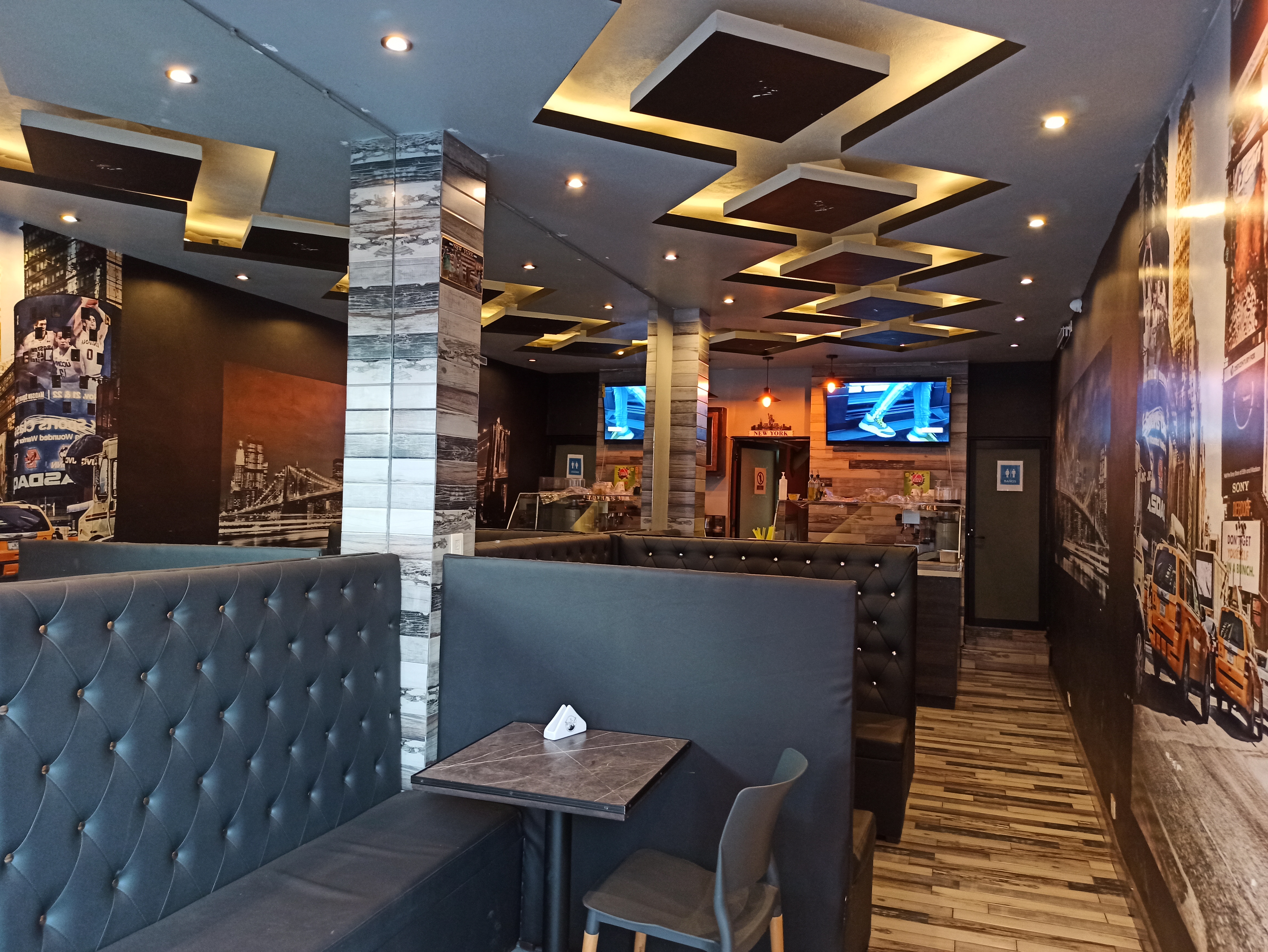 La Finca New York "coffee & salads" image 4