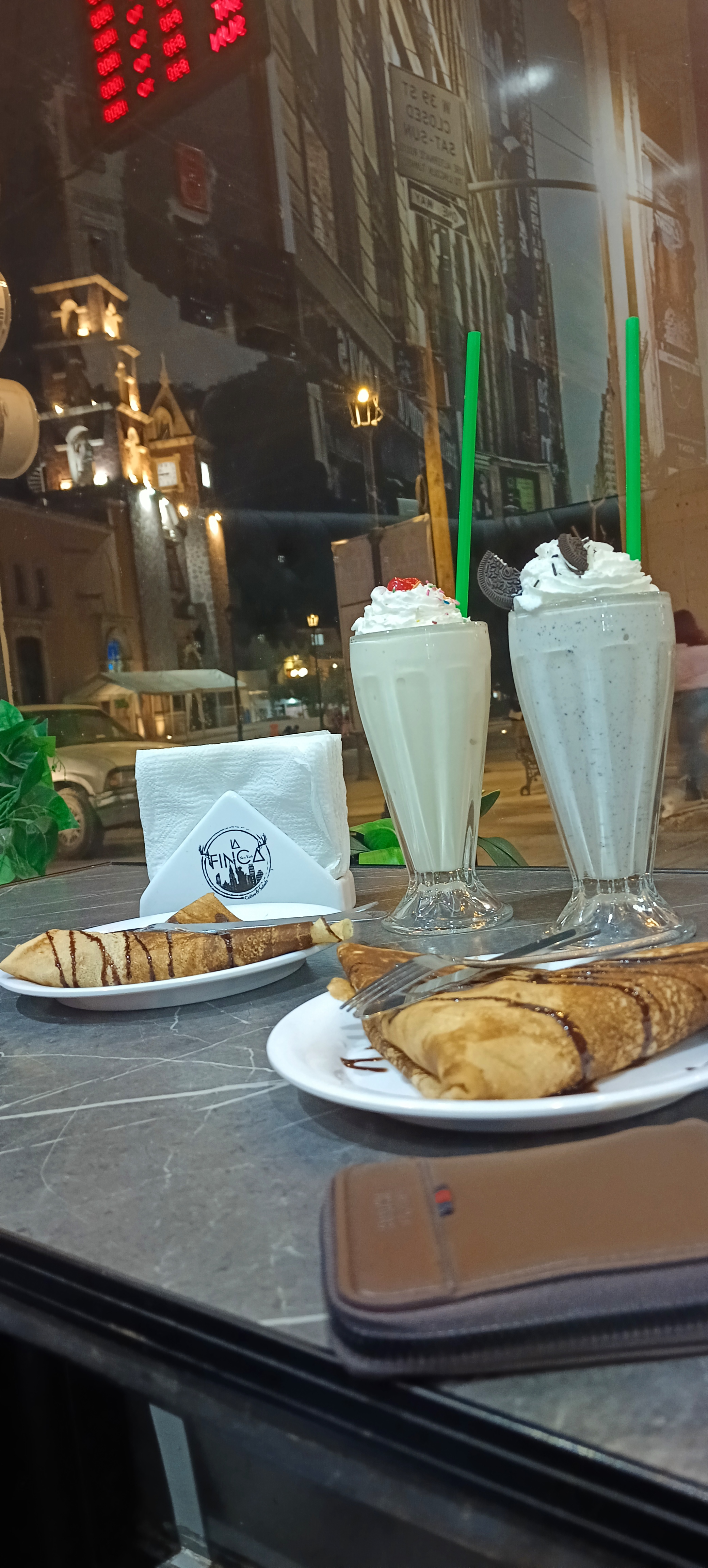 La Finca New York "coffee & salads" image 10