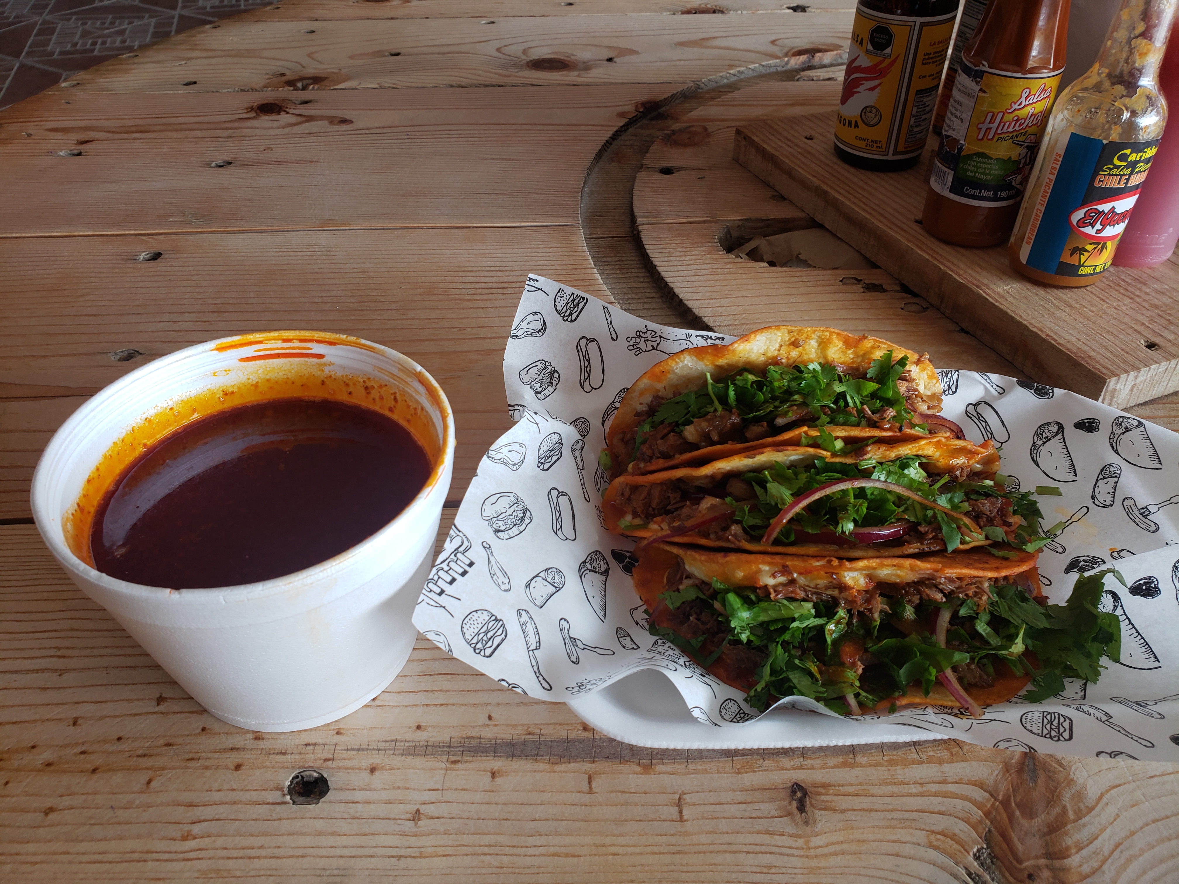 LA "22" TACO SHOP image 4