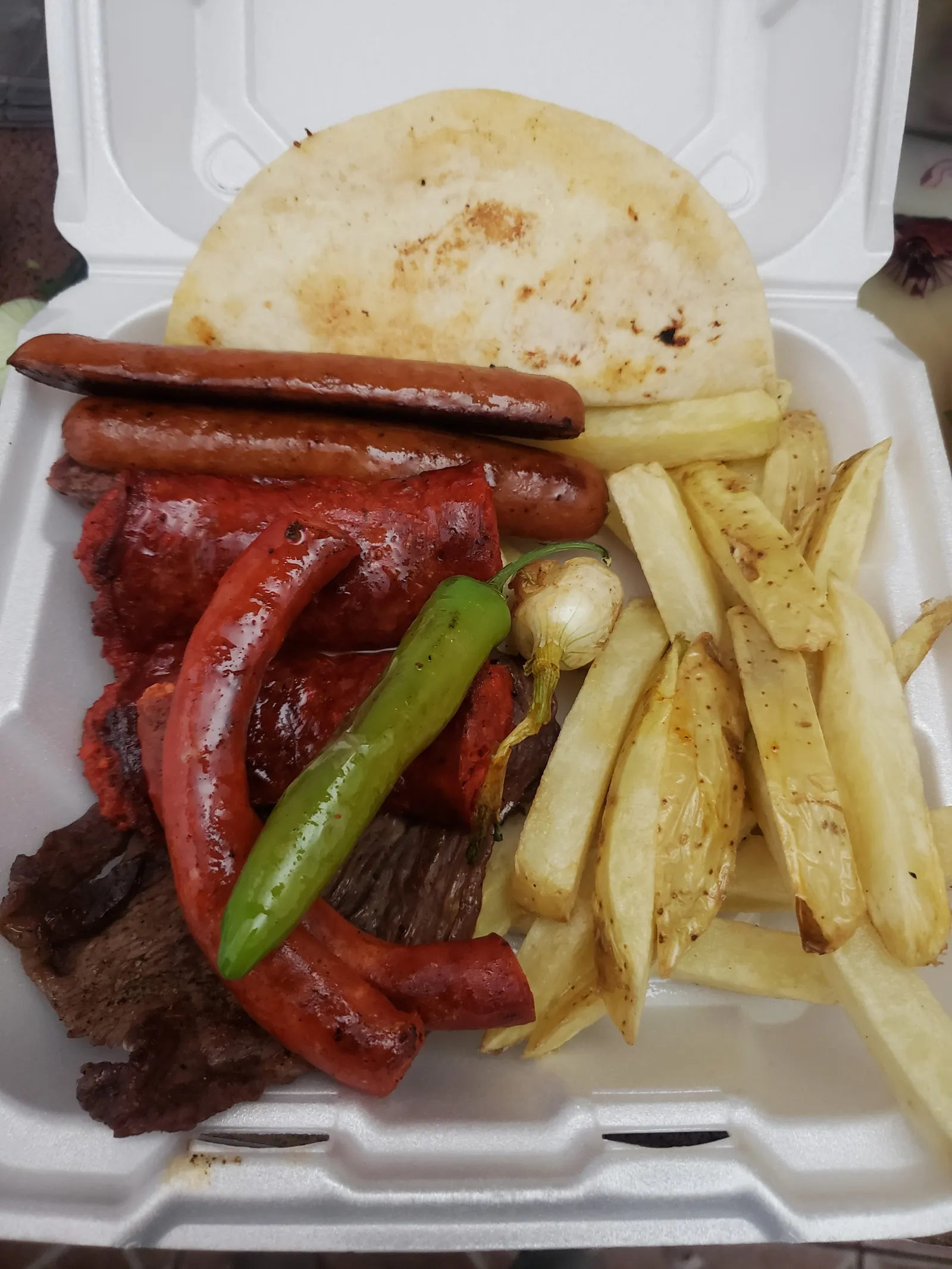 LA "22" TACO SHOP image 9