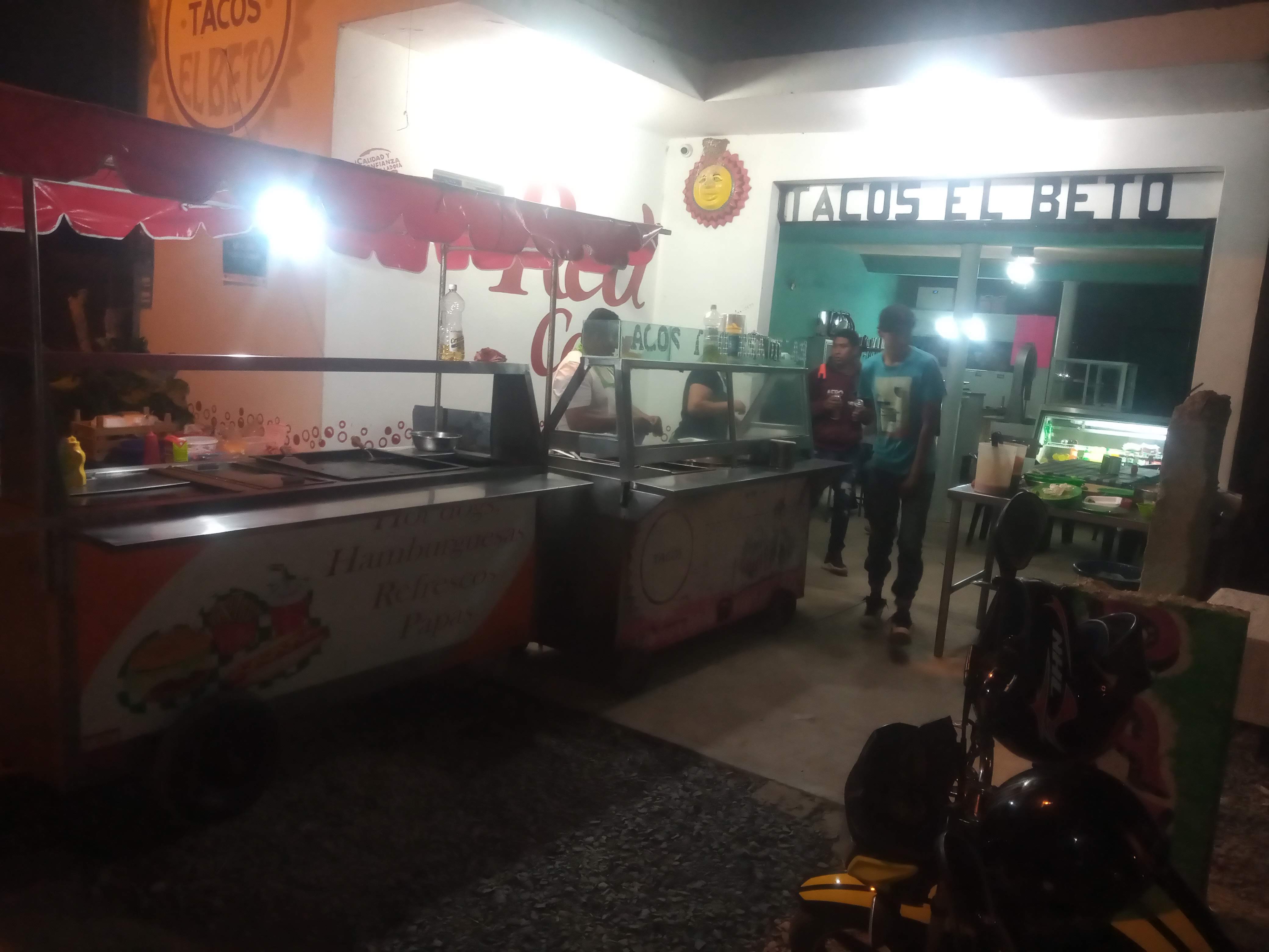 Tacos El Beto image 2