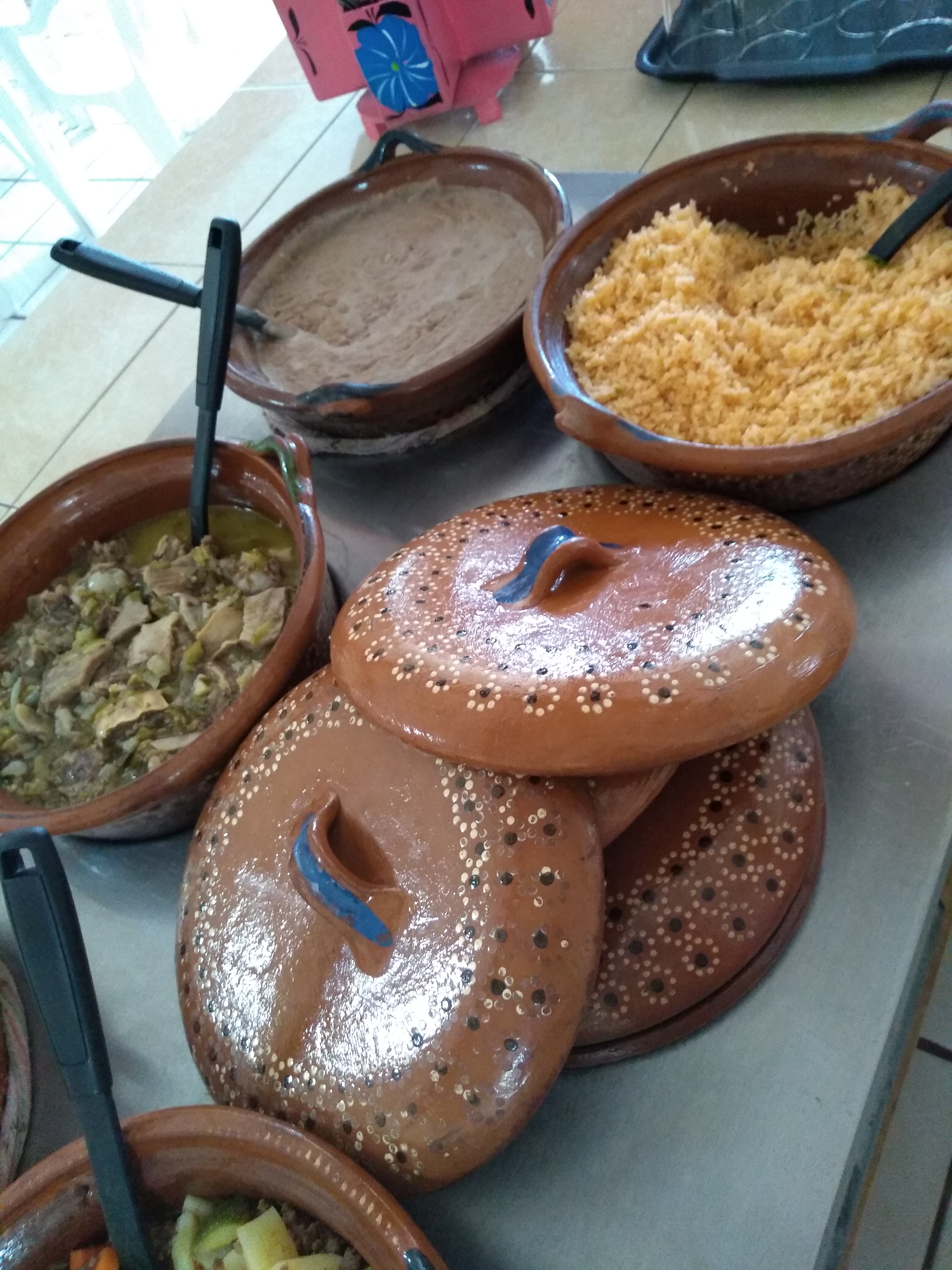 Checo´s Buffet image 3