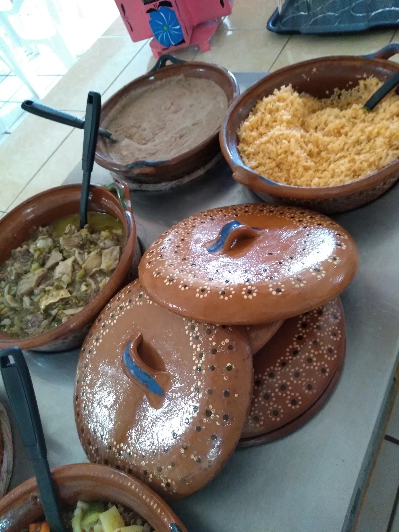 Checo´s Buffet image 3
