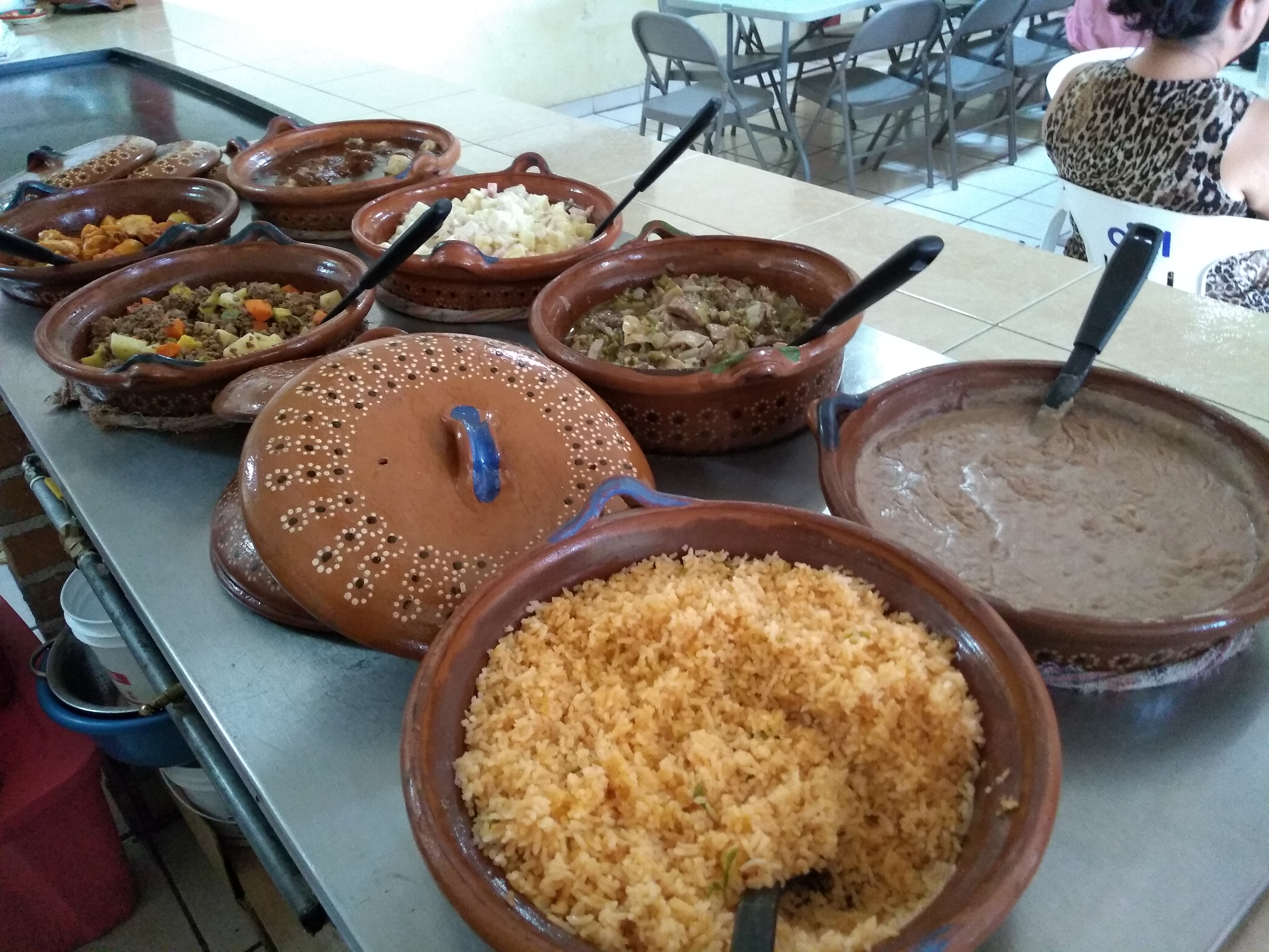 Checo´s Buffet image 4