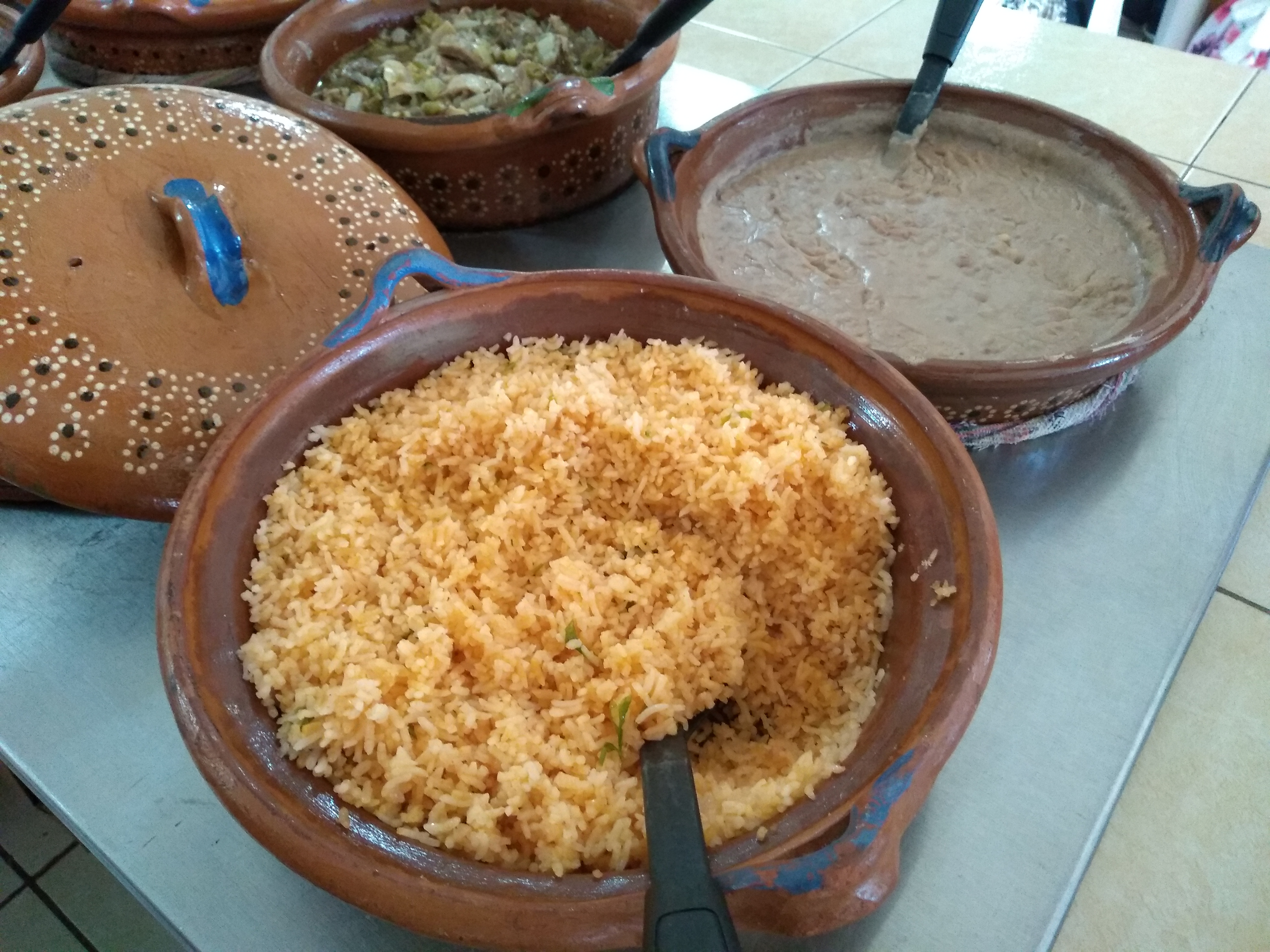 Checo´s Buffet image 7