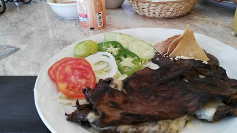 Los Faroles Centro image 6