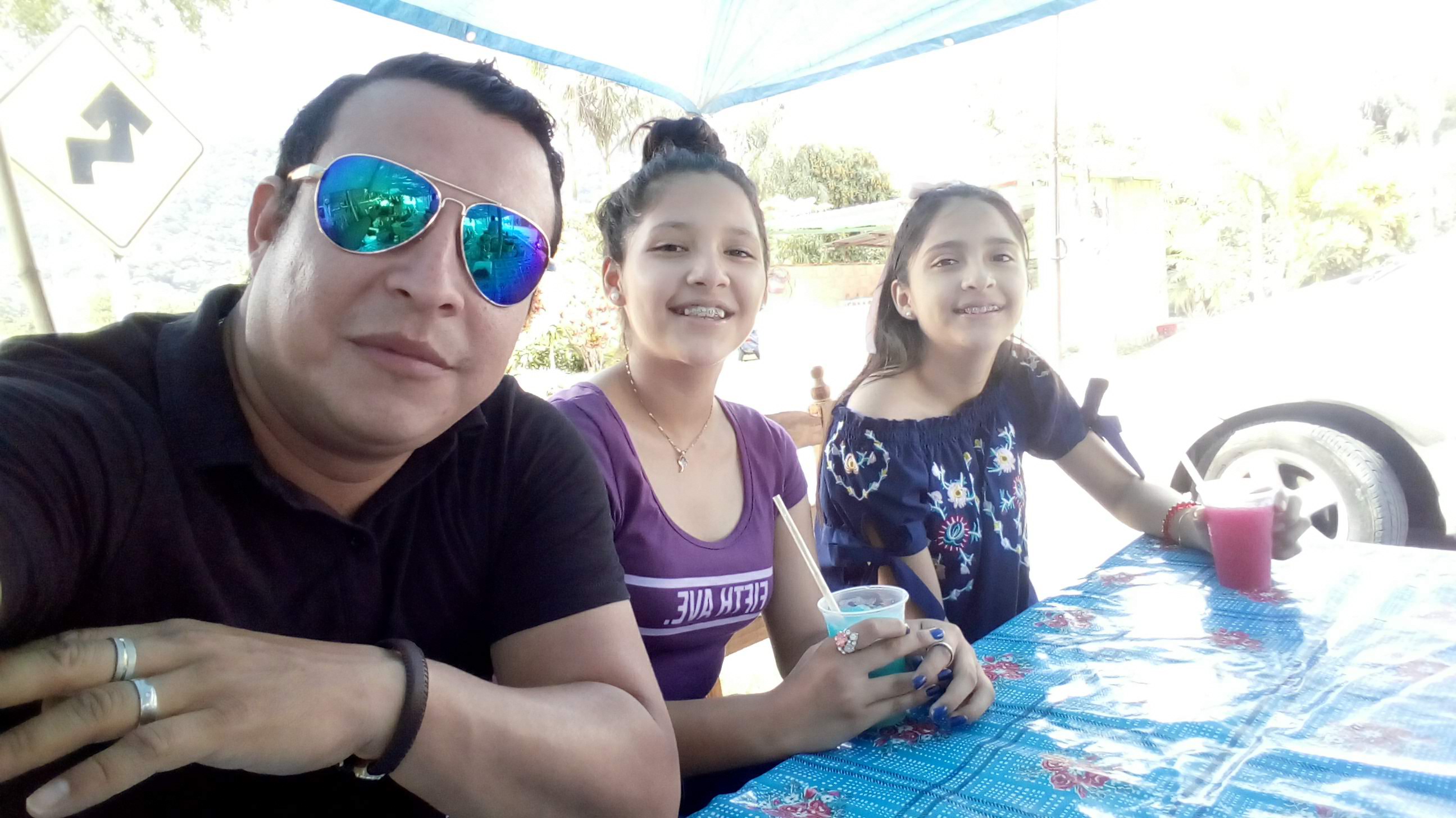 Hamburguesas toña image 5