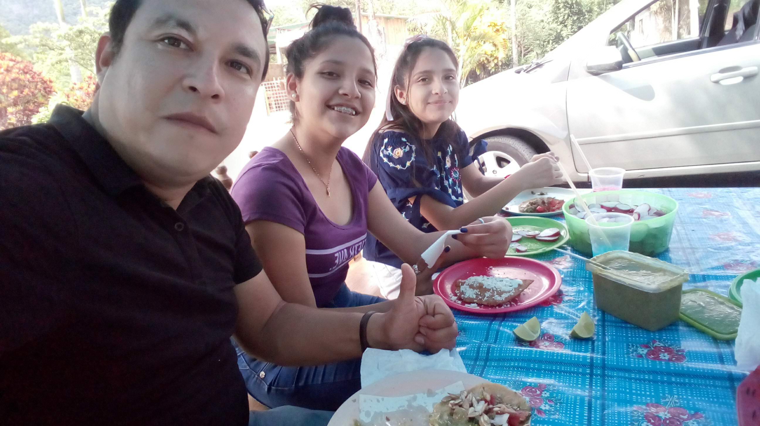 Hamburguesas toña image 6