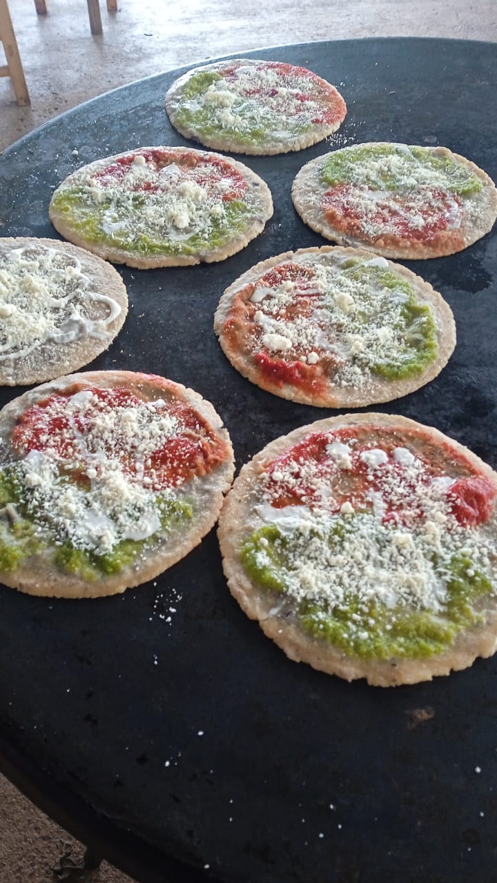 Antojitos Doña Mary image 9