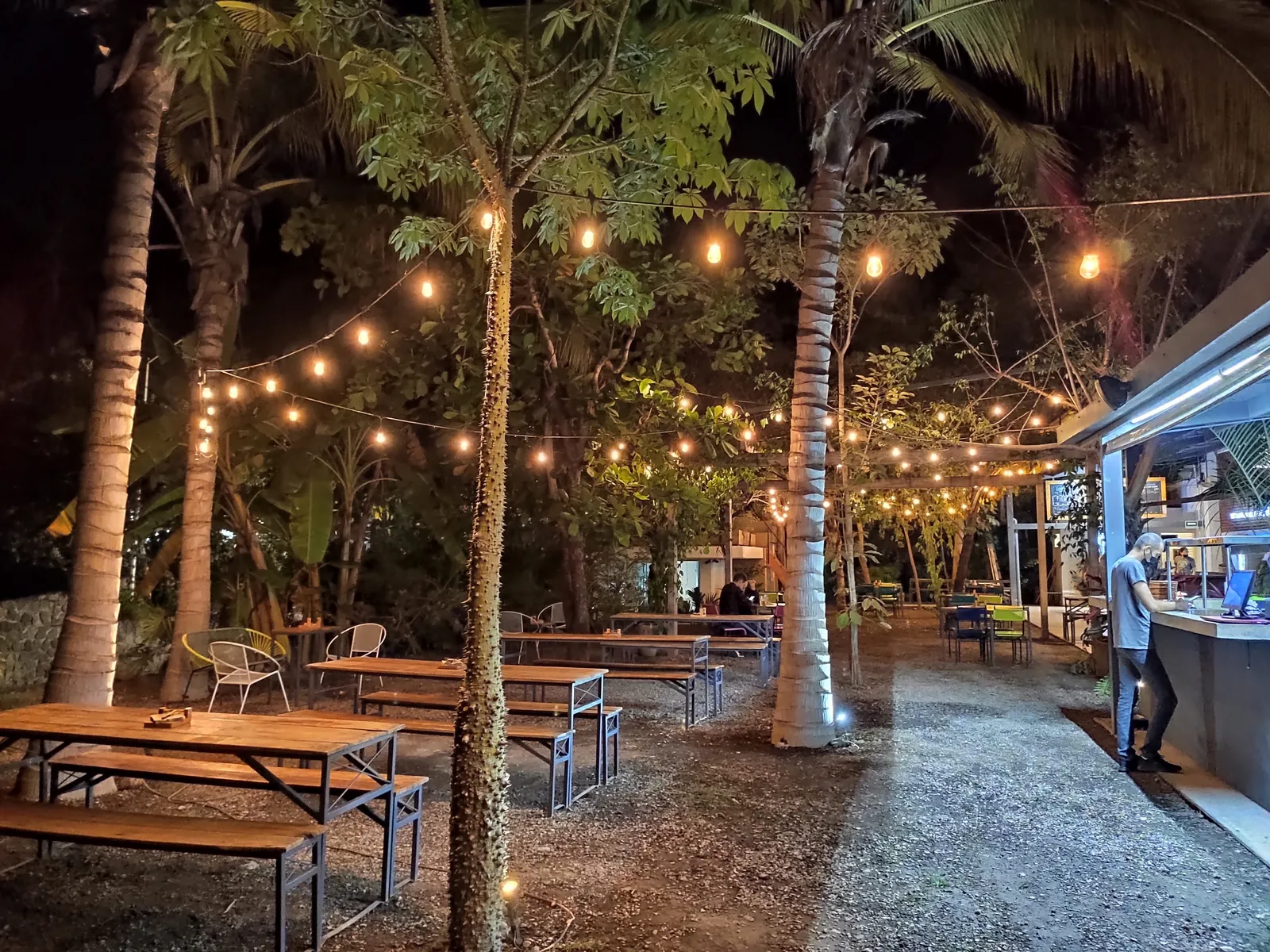 Jardín Cervecería de Colima image 9