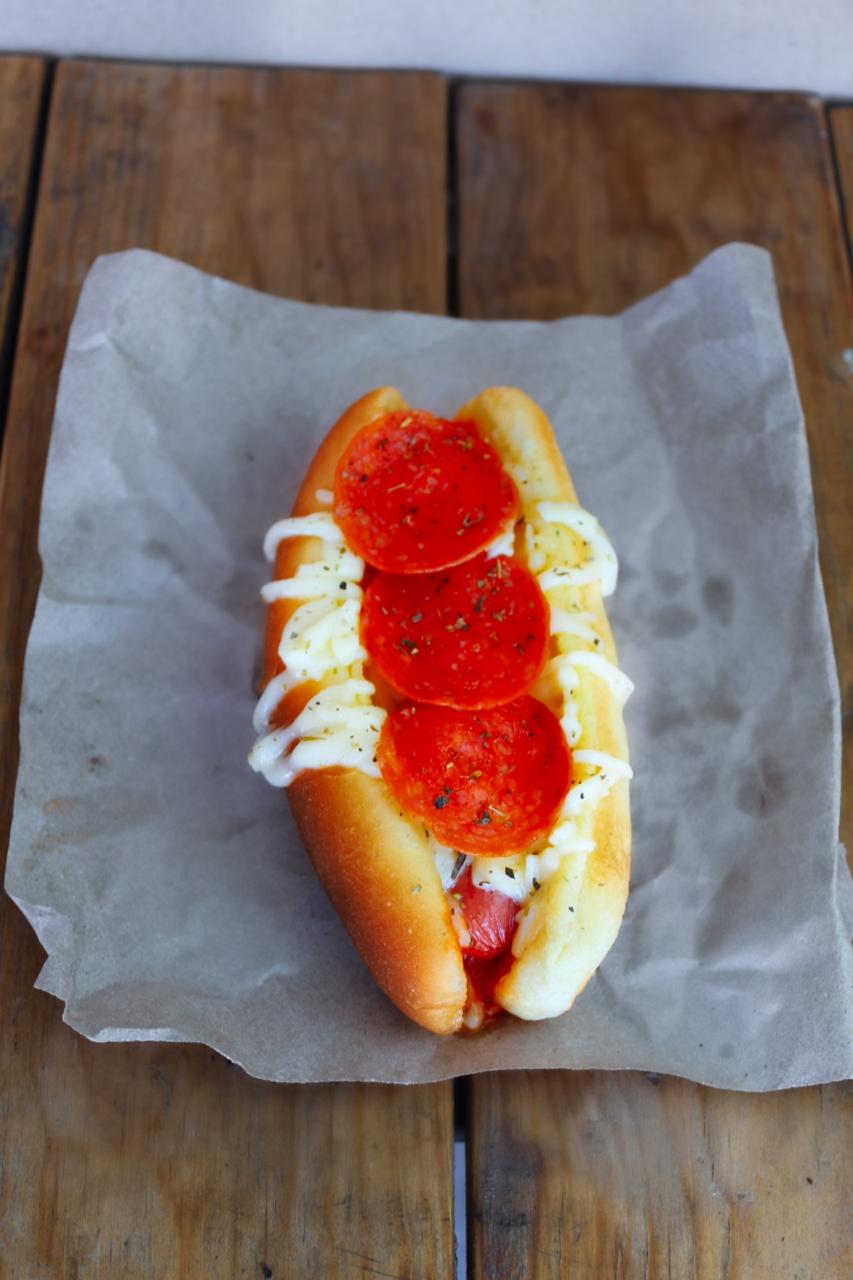 Black Dog Burguers & Dogos image 6