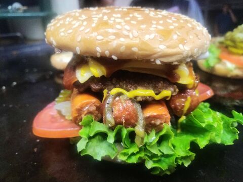 Titan Burger image 4