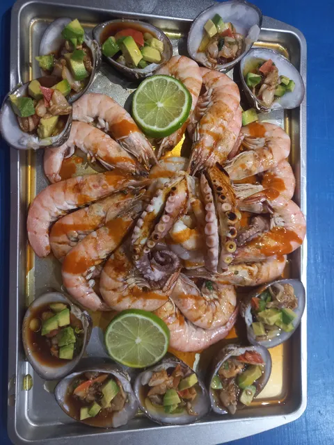 Helm Seafood Restaurant image 7