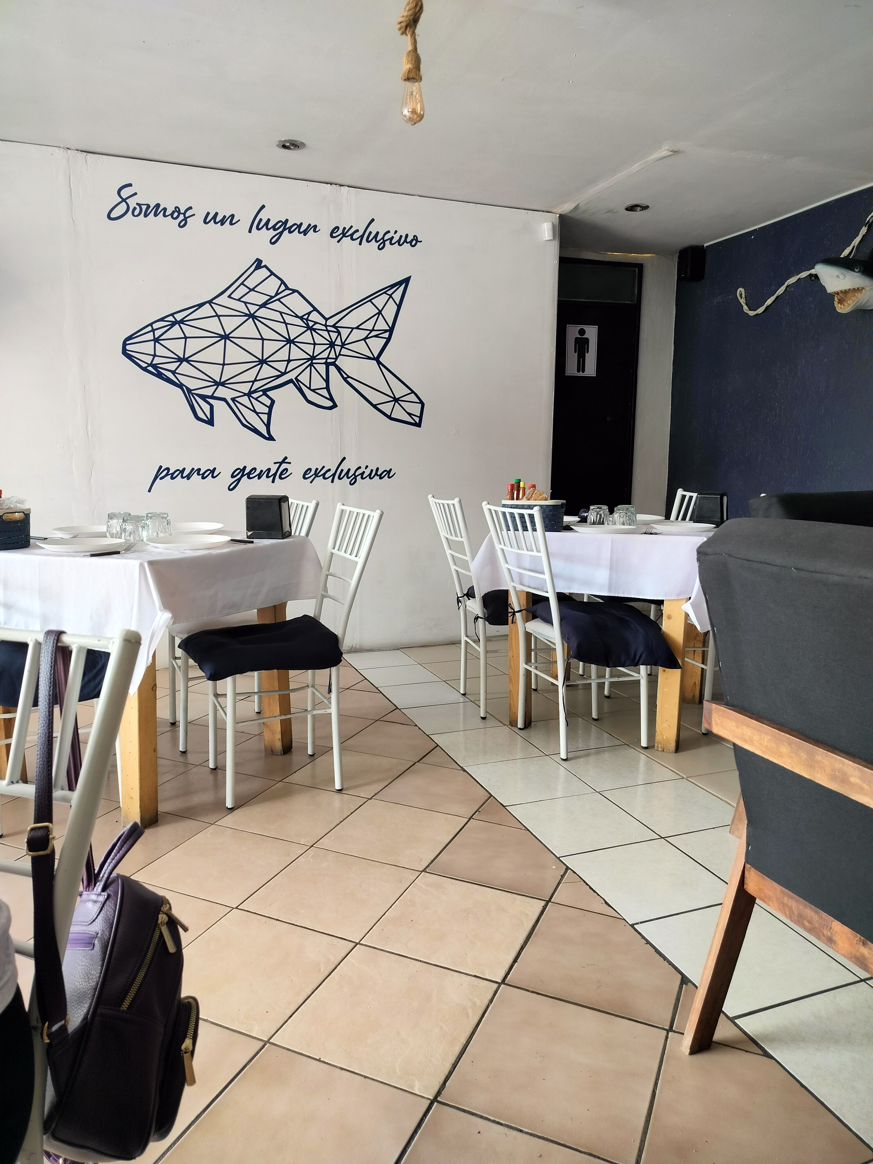 Helm Seafood Restaurant image 8