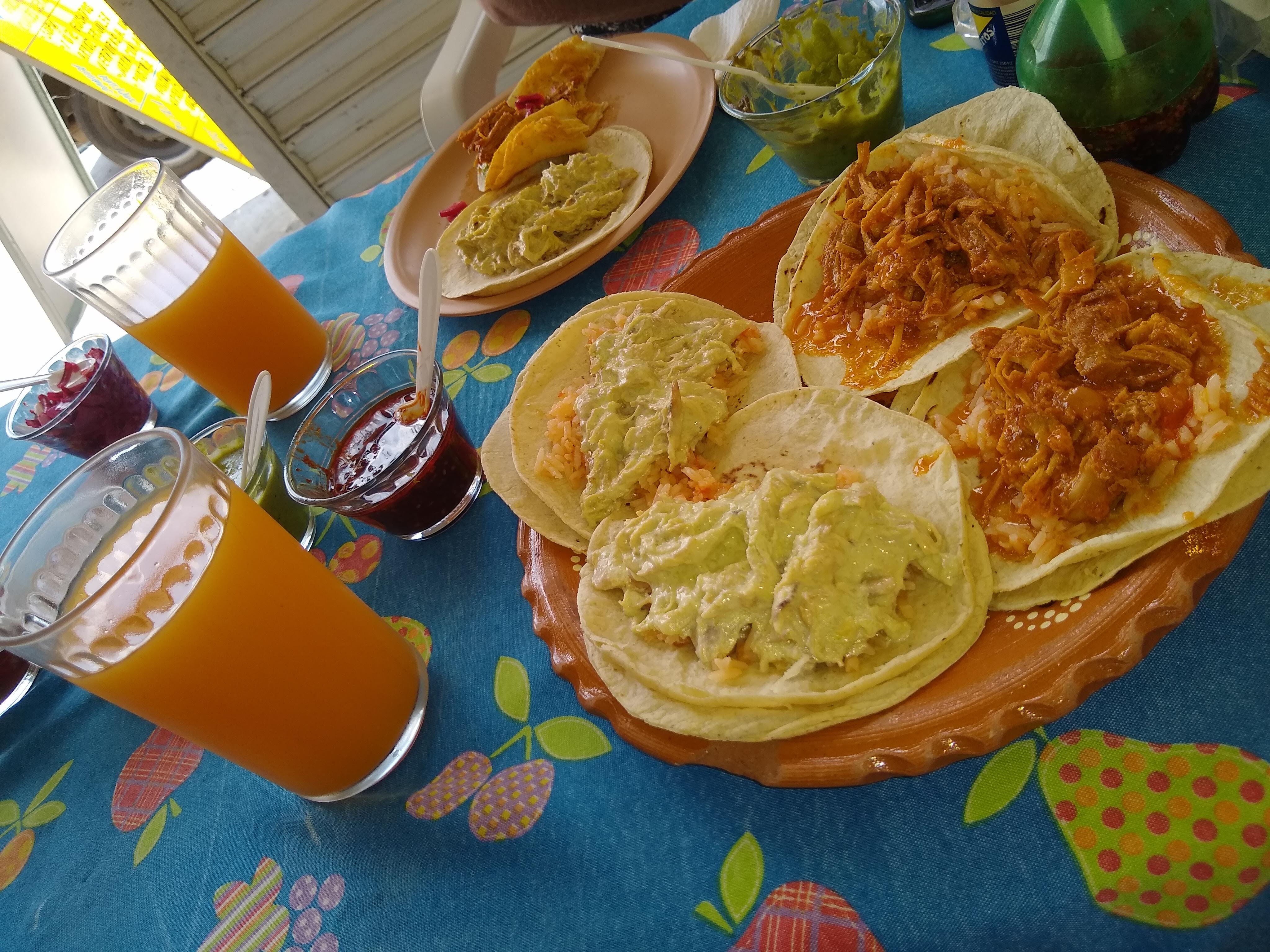 Don Taco Tacos De Guisado image 4