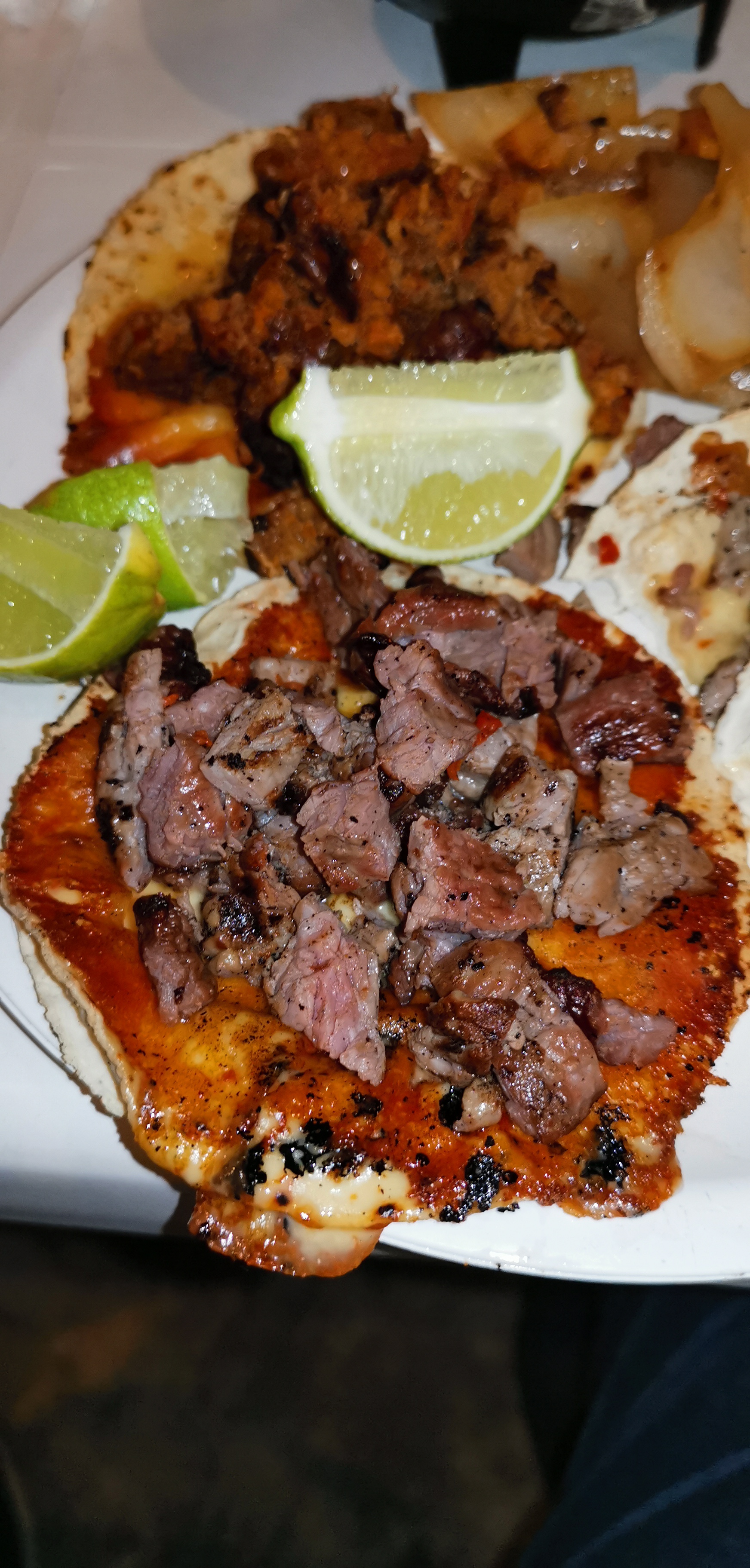 JoshiBurguer image 8