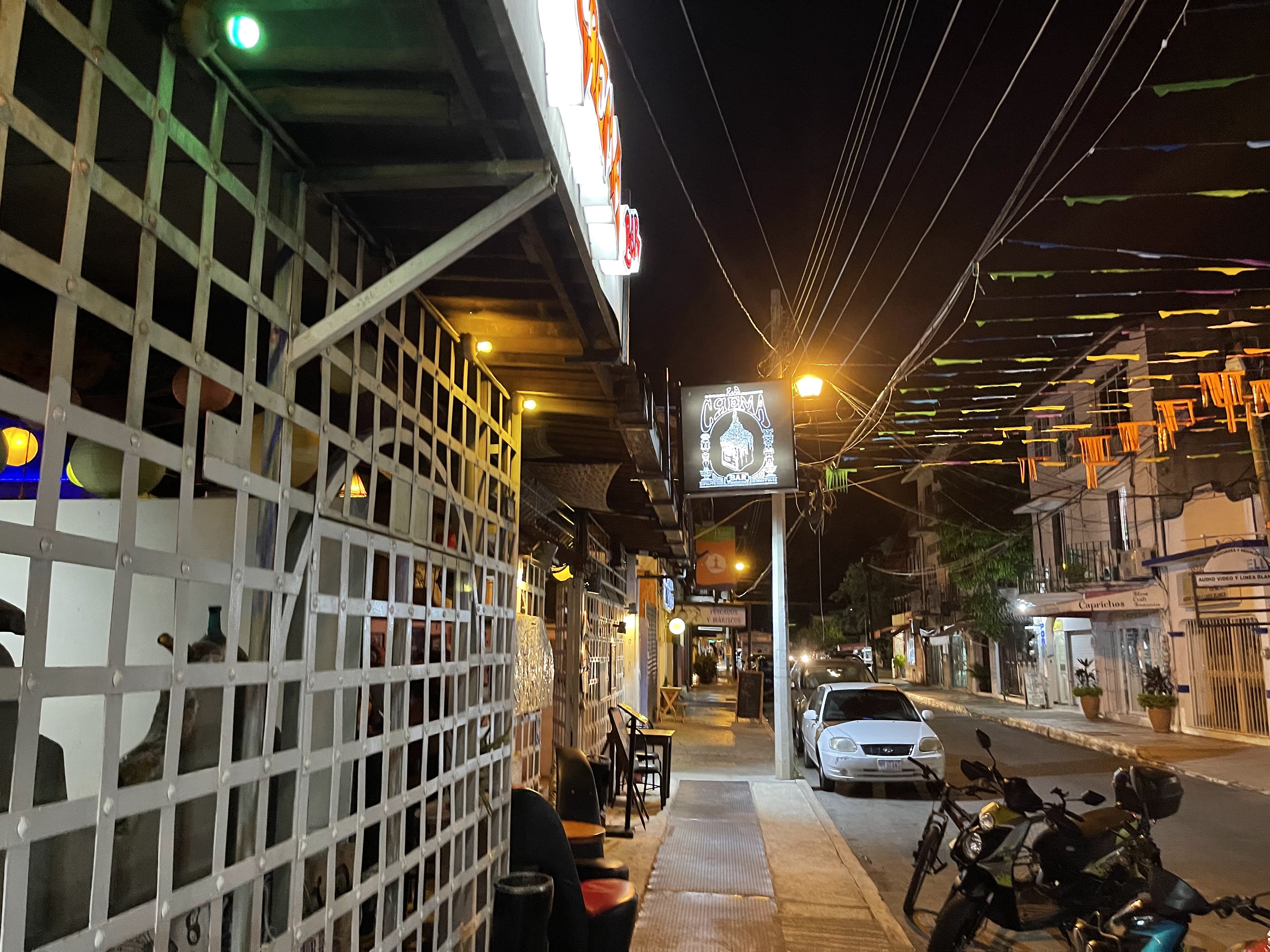 La Crema Bar image 8