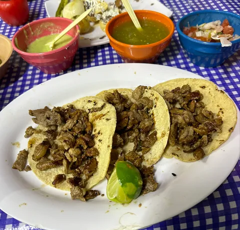 Los Parados image 5