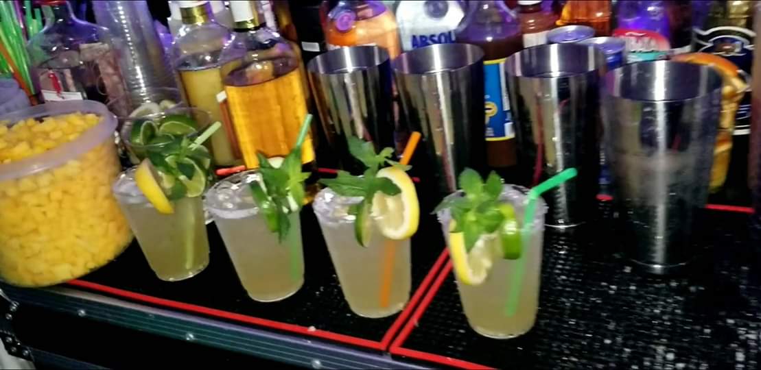 Flores cocktails image 7