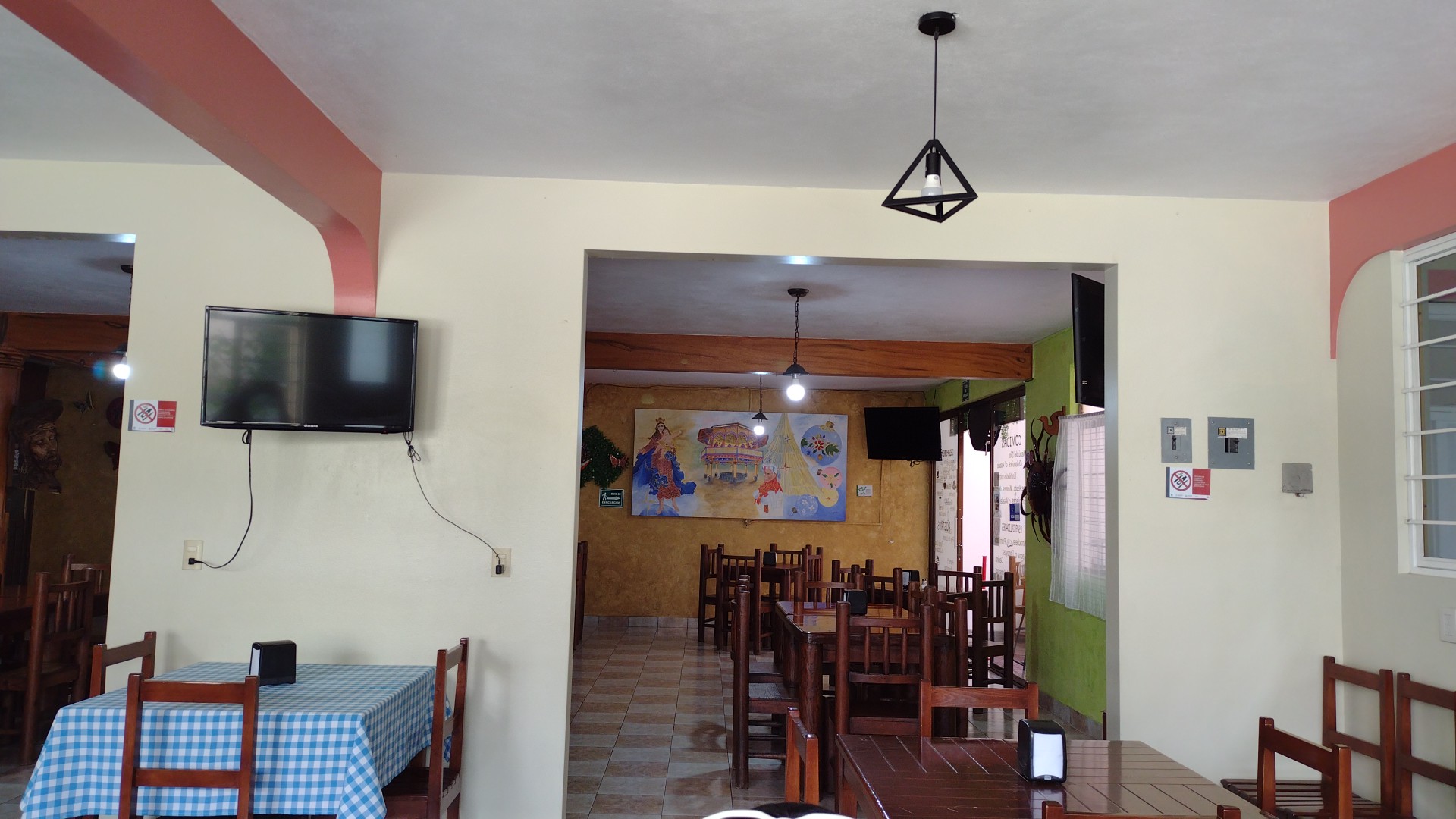 Café Parroquia image 4