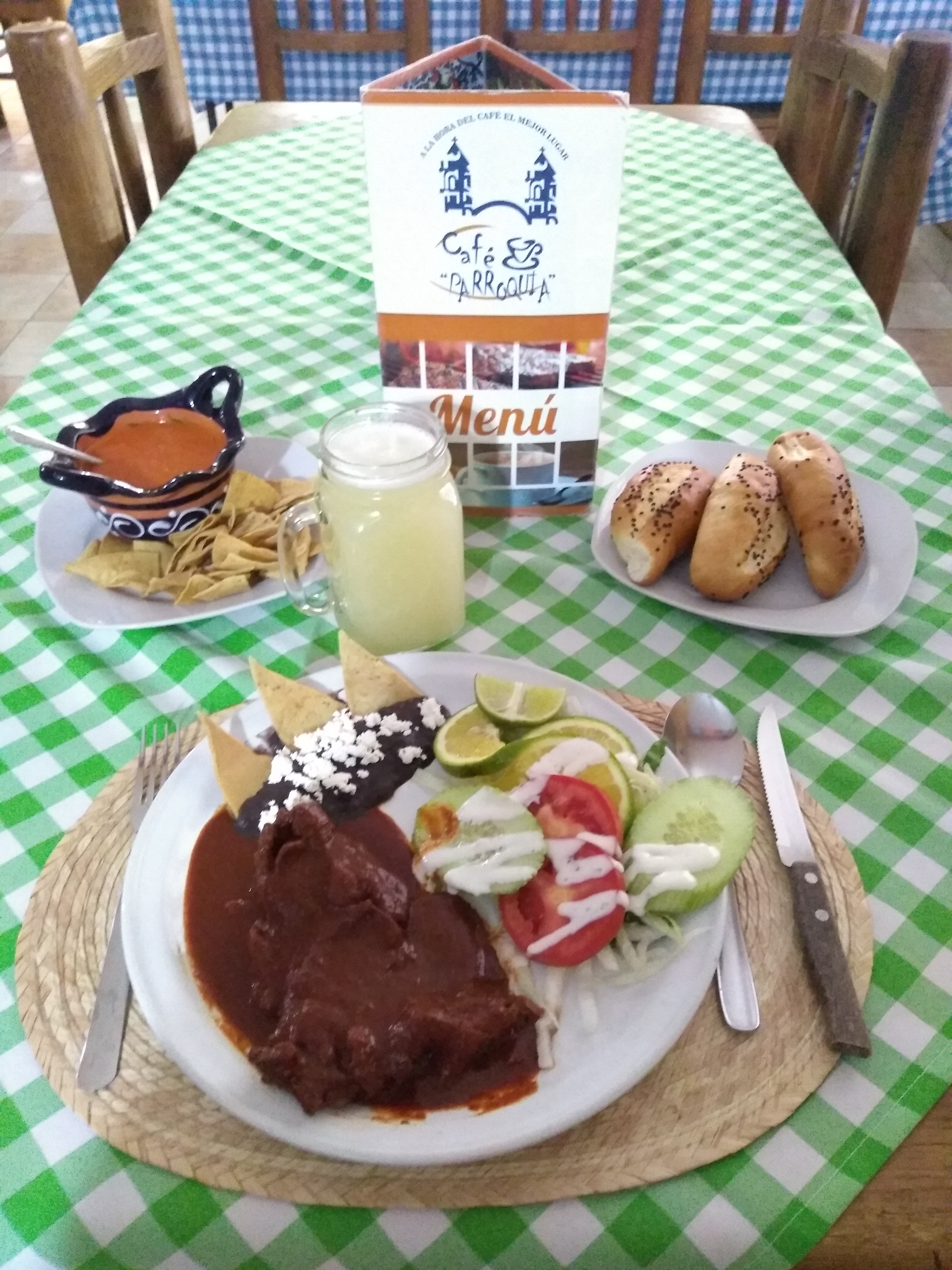 Café Parroquia image 10