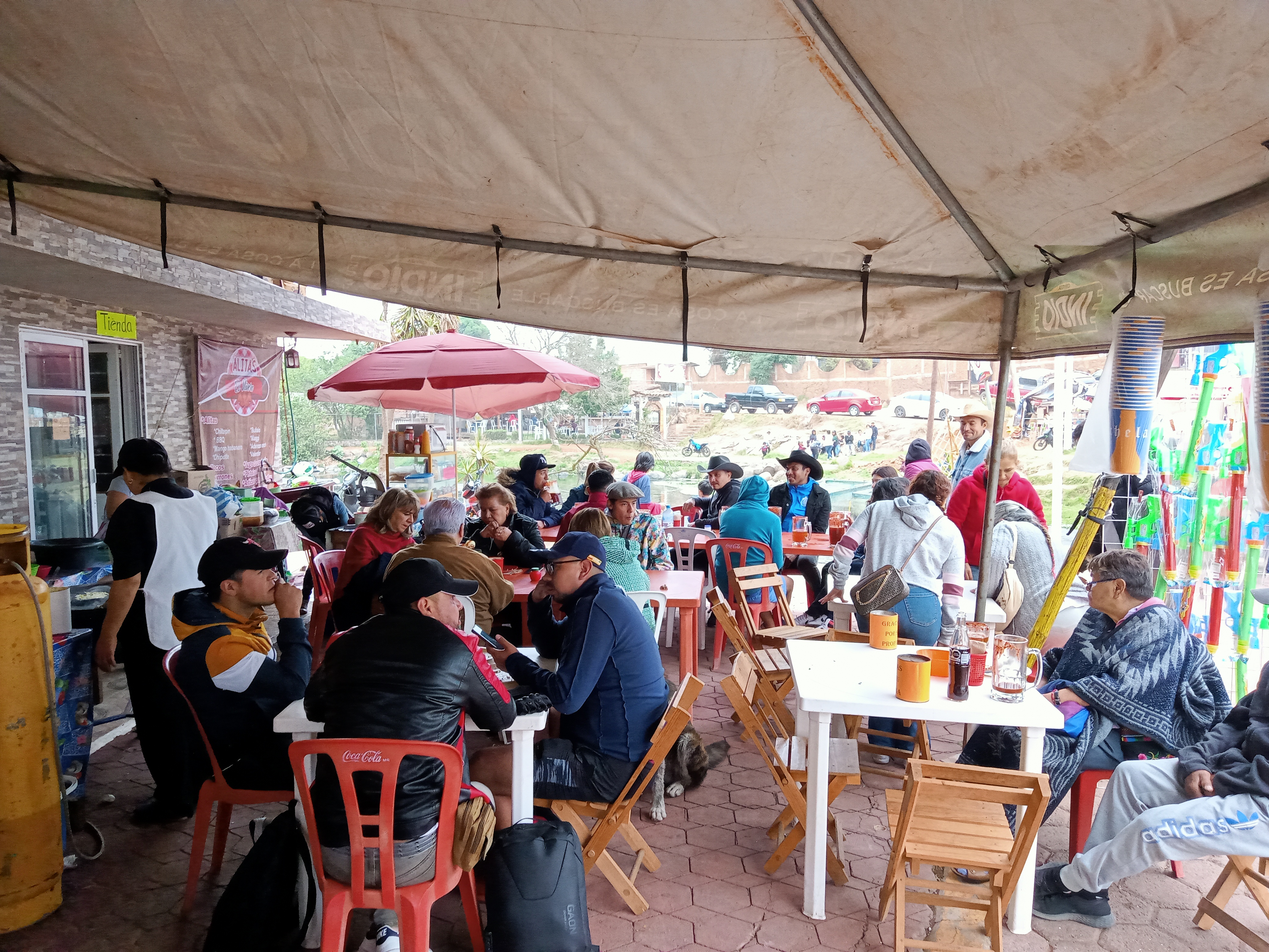 Antojitos "El Vivero" image 1