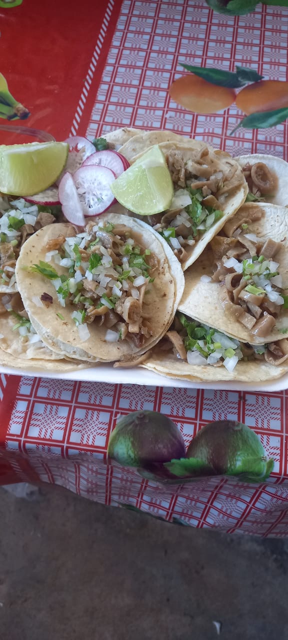 Cenaduría elena image 1