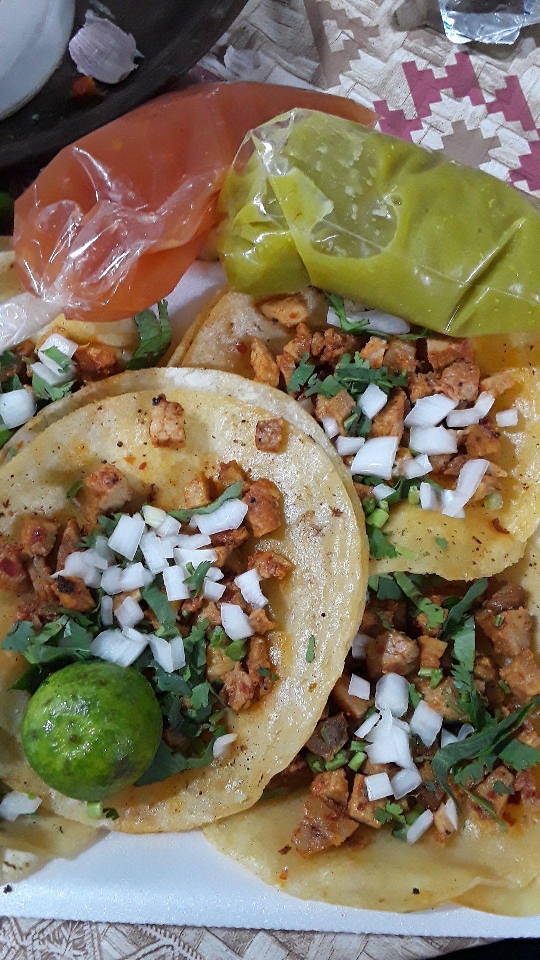 Tortas y hamburguesas "Lidia'" image 1