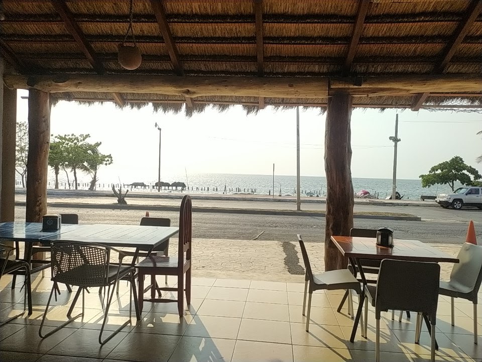 Torta de camaron image 3