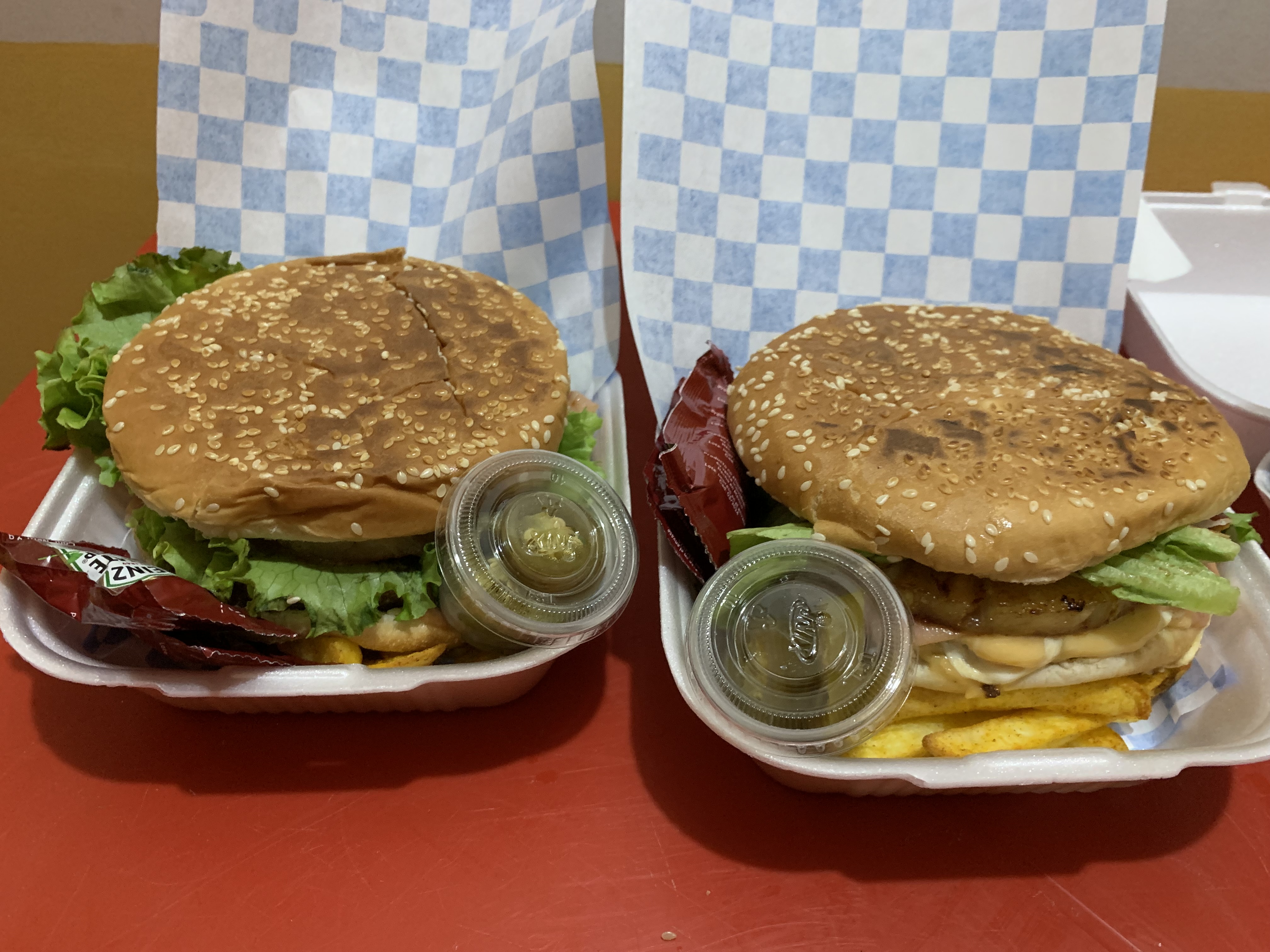 Tétela Burger image 4