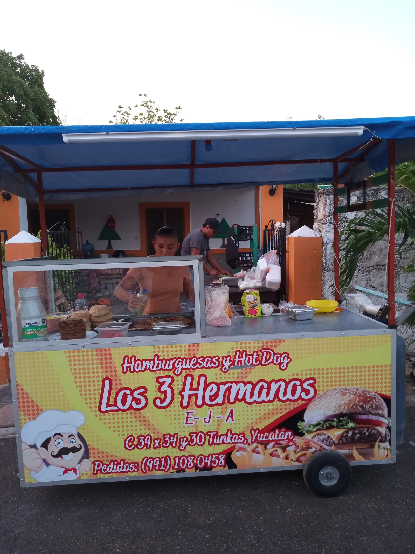 Taqueria los 3 hermanos image 9