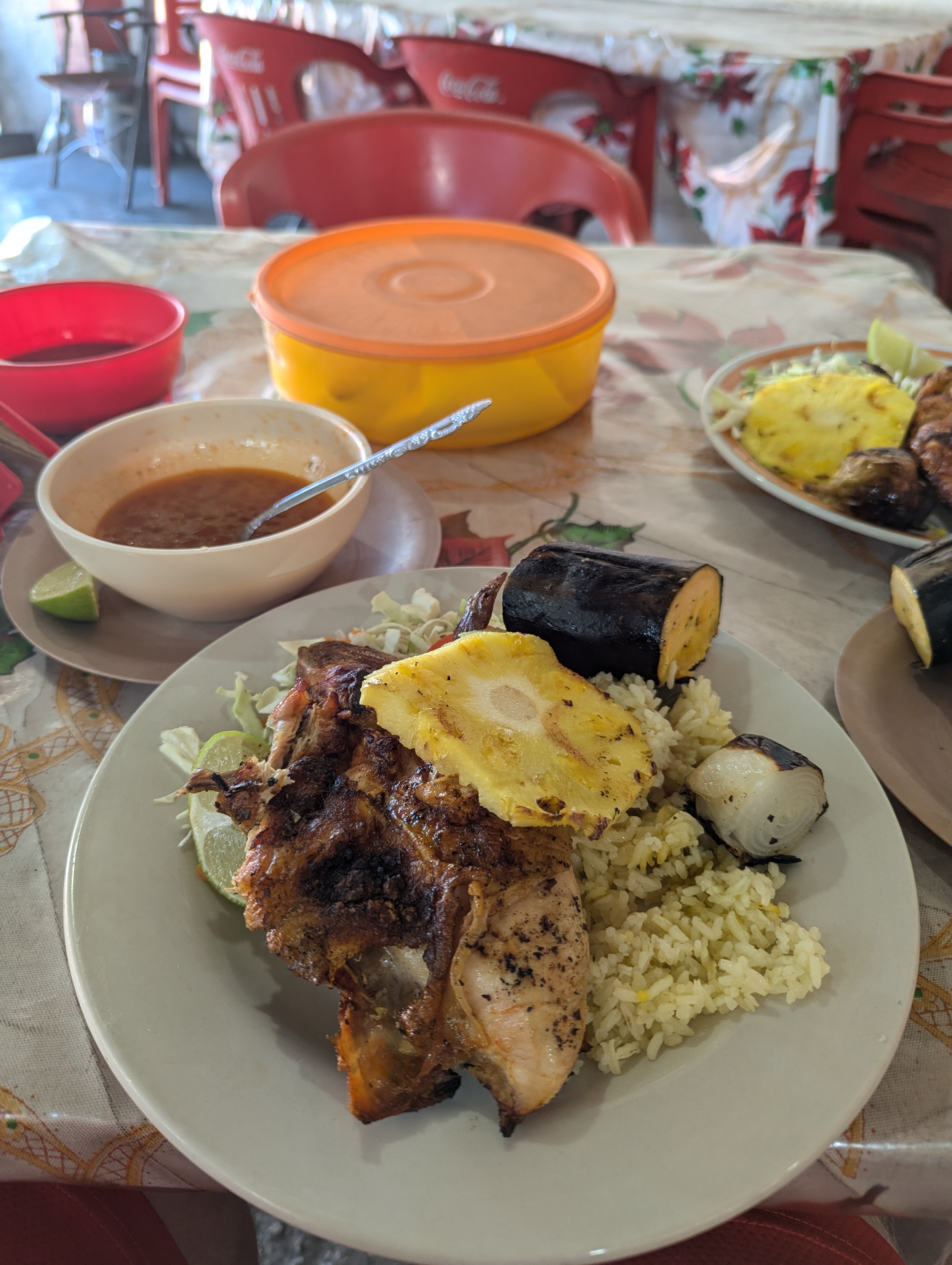 Polleria los pájaros image 4