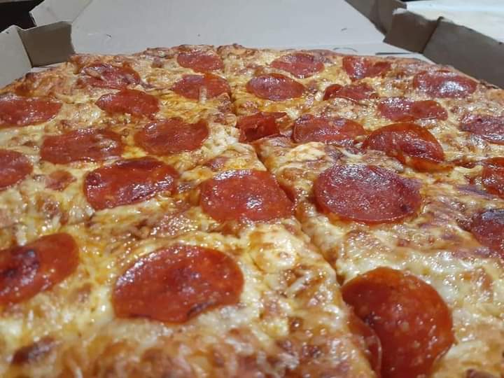 Coyote's pizza image 3