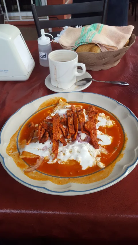 Restaurant "Pasion Adobes" image 1