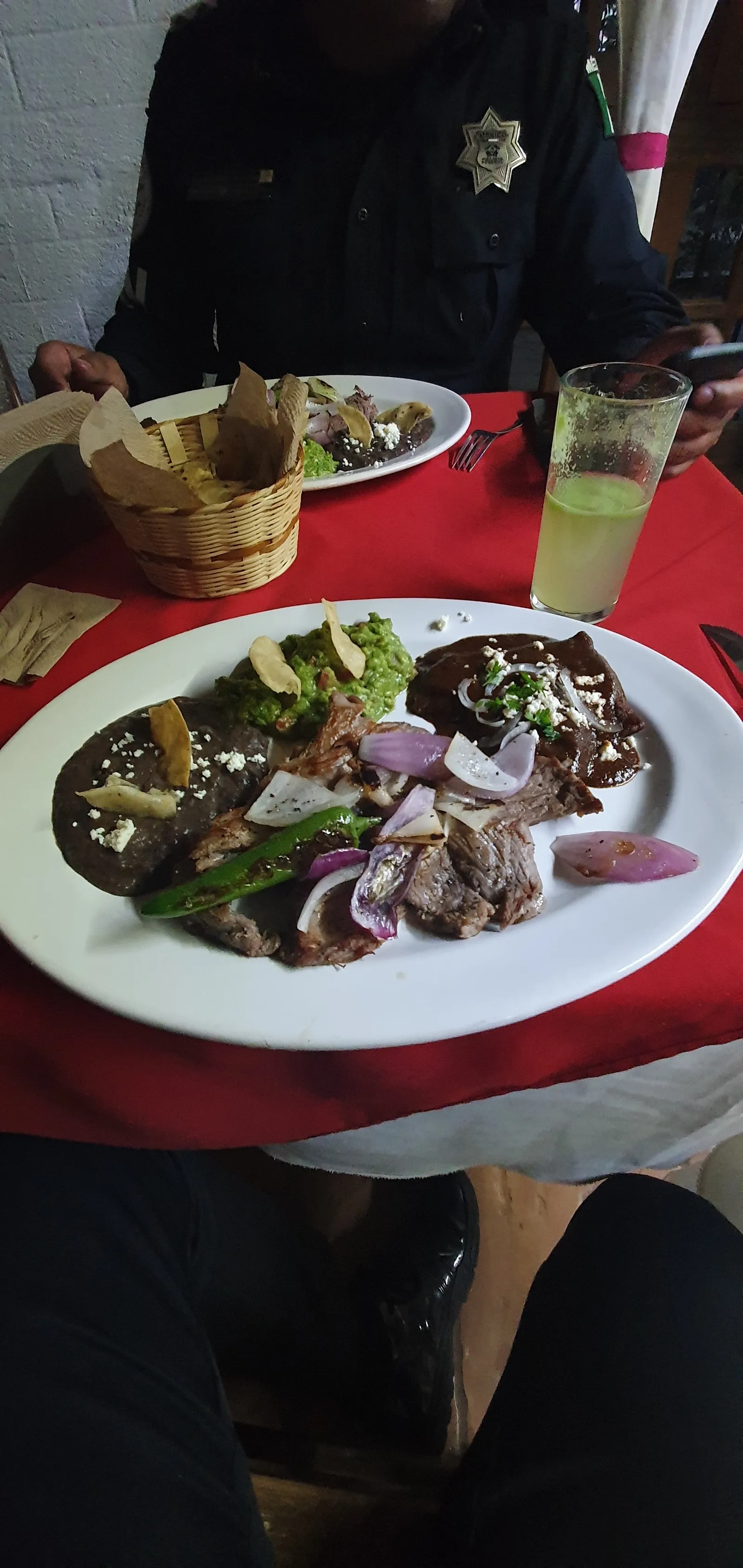 Restaurant "Pasion Adobes" image 2