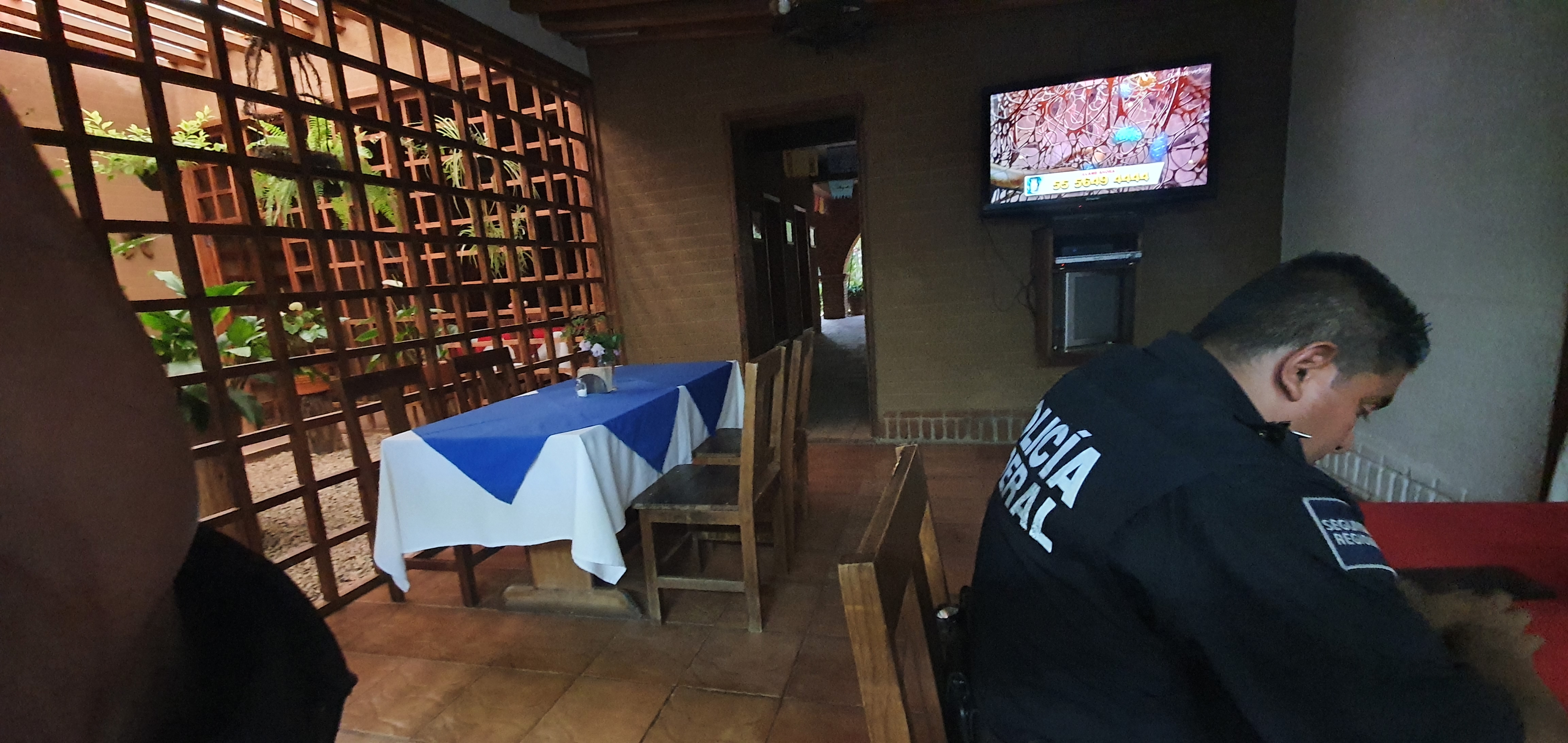 Restaurant "Pasion Adobes" image 3