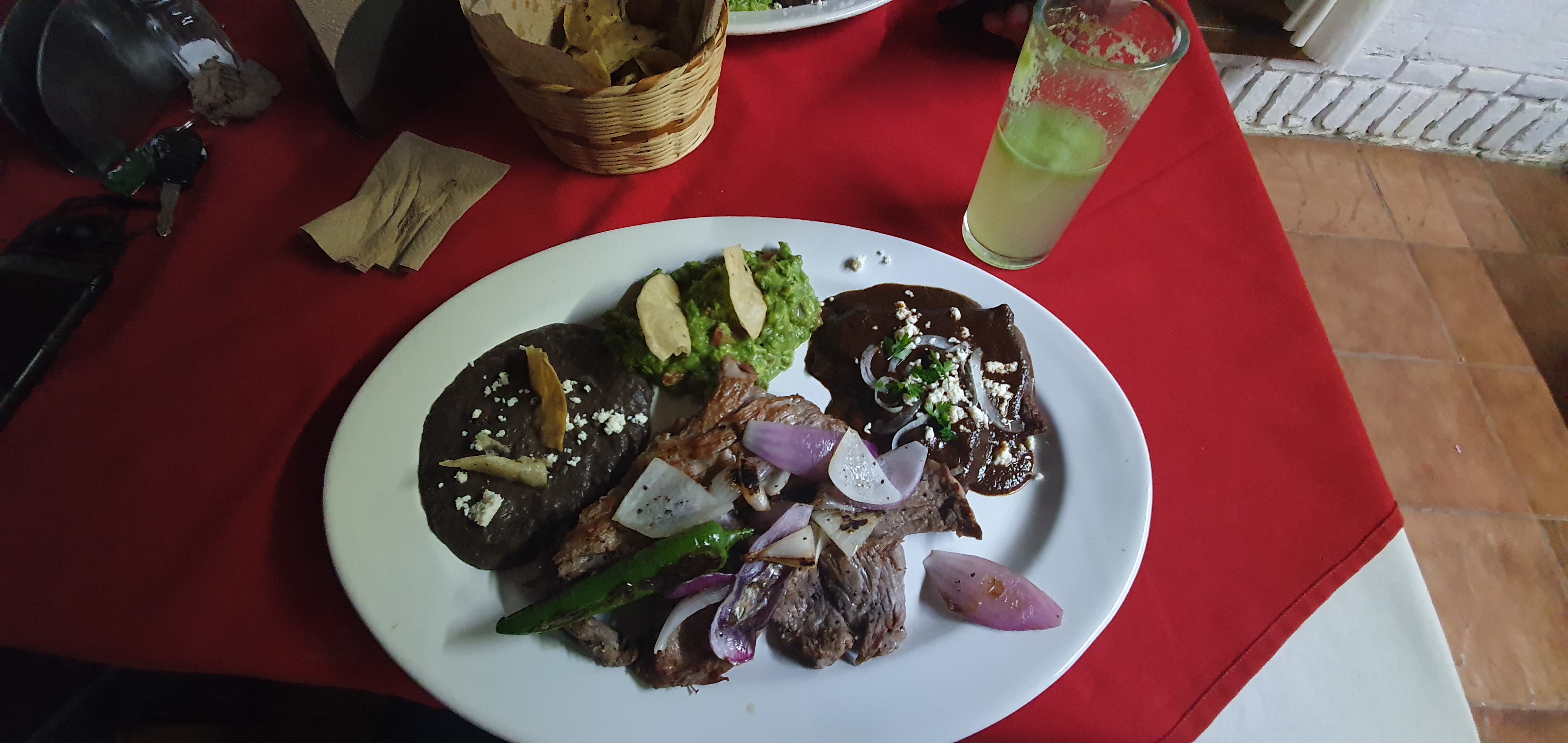 Restaurant "Pasion Adobes" image 9