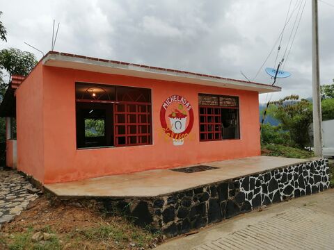 El Relincho Bar image 8