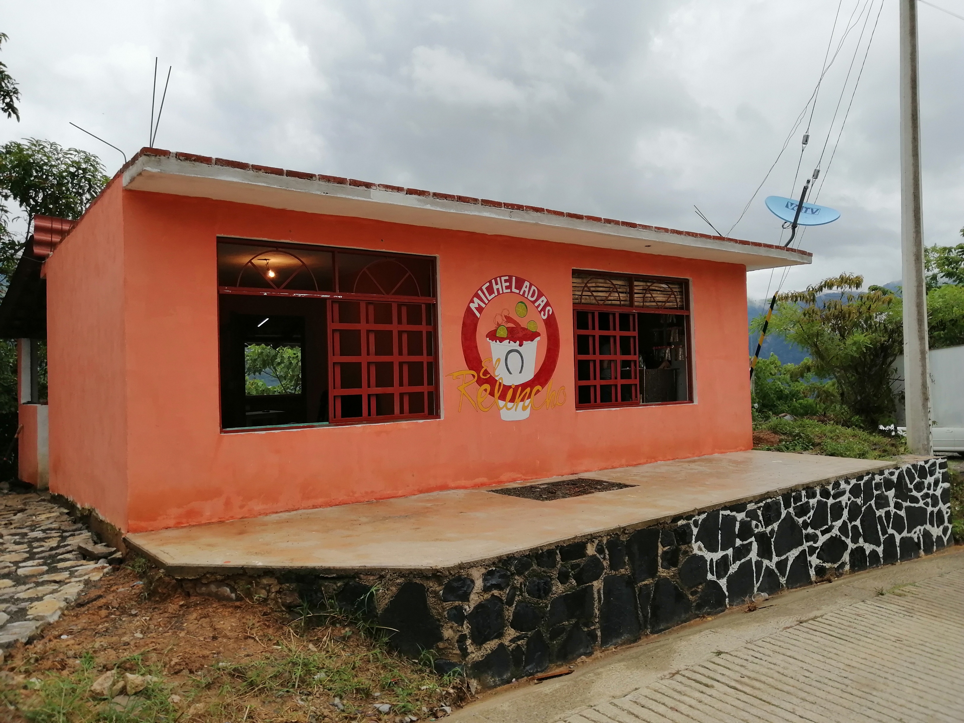 El Relincho Bar image 10