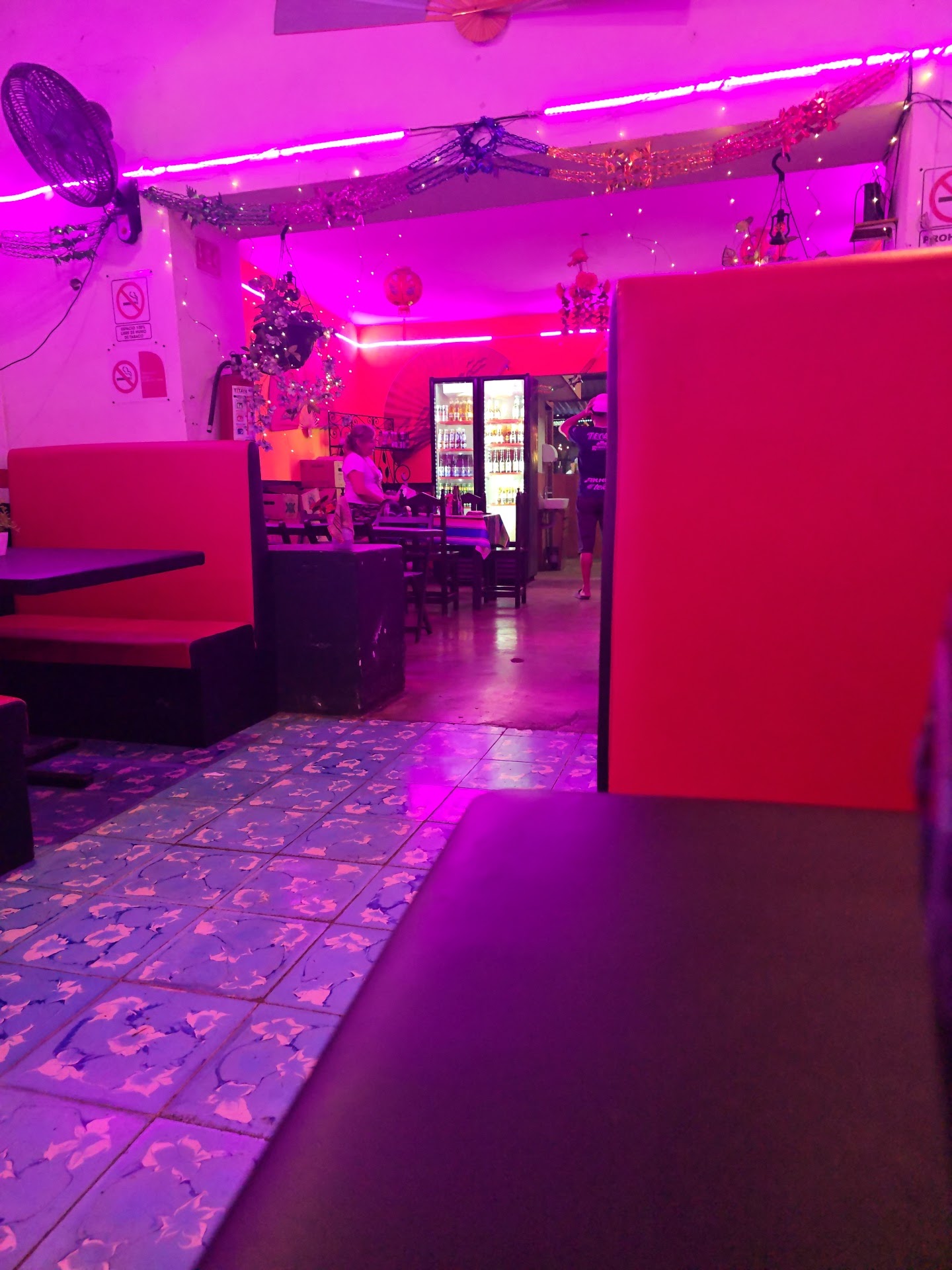 Lorean's Pizzeria image 5