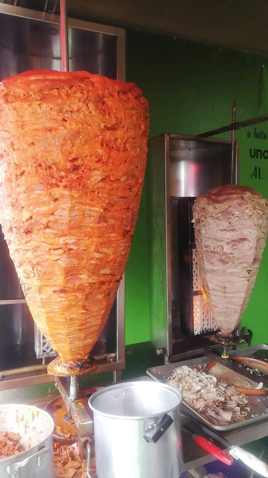 Taqueria Taco'n Madre image 2