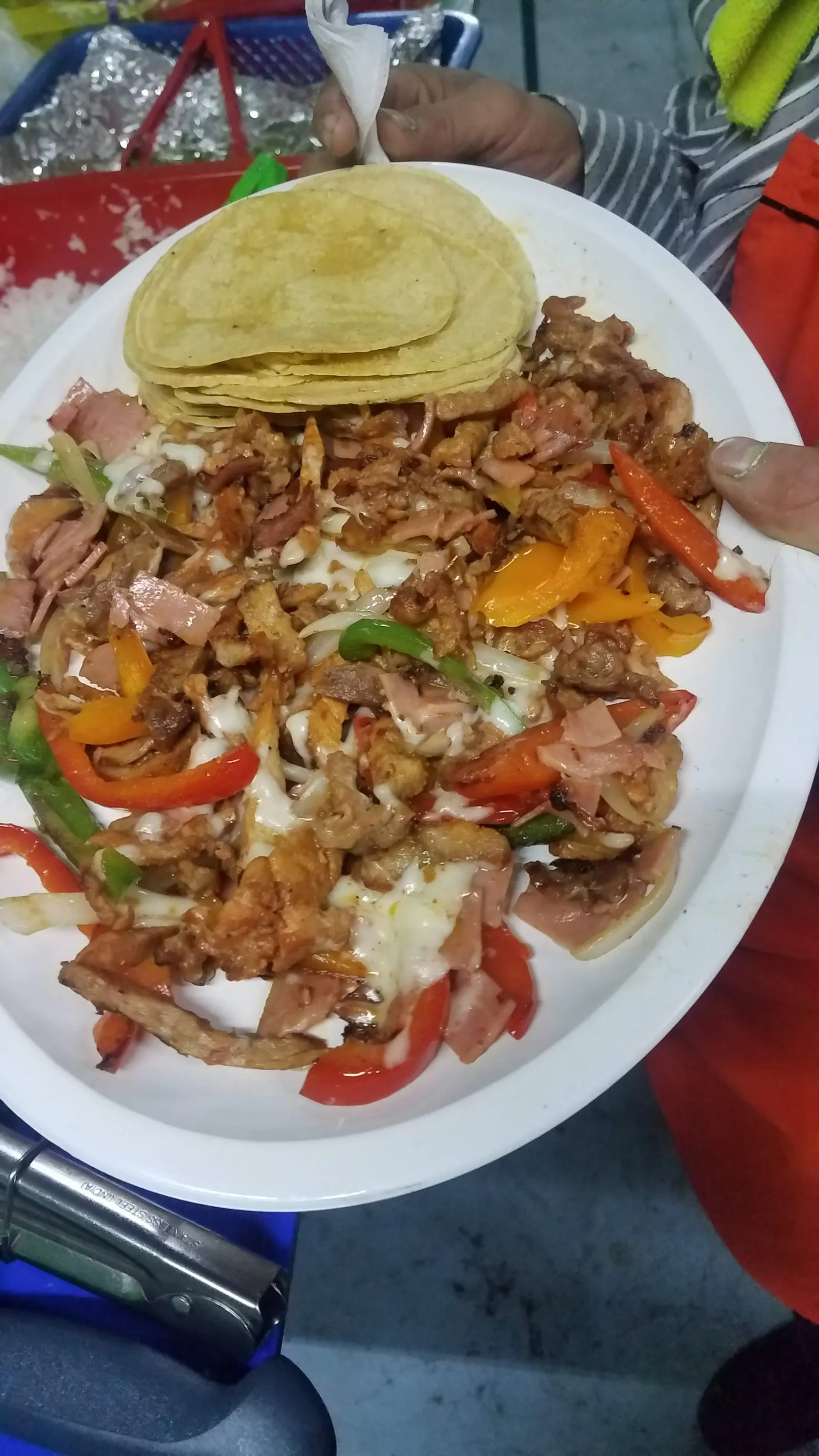 Taqueria Taco'n Madre image 4