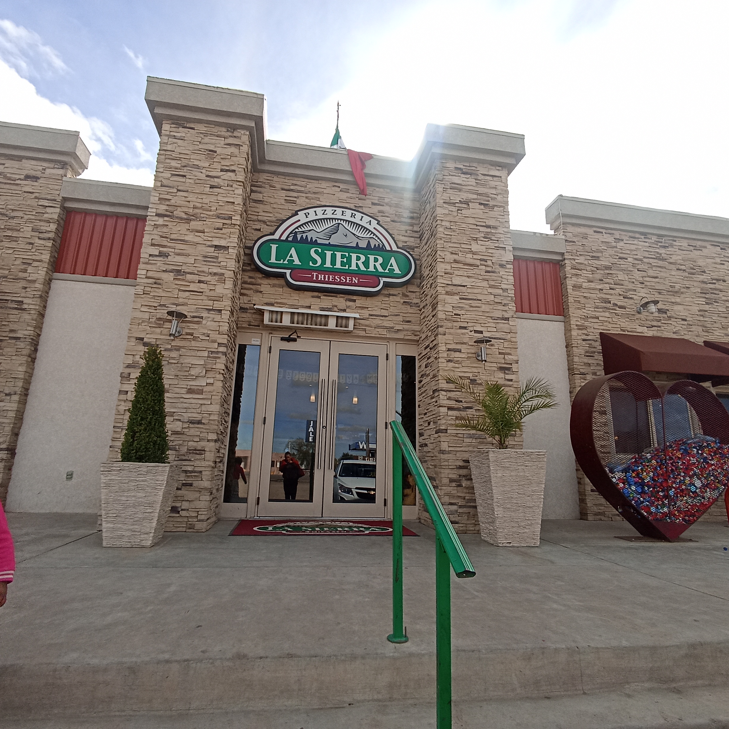 Pizzeria La Sierra image 3