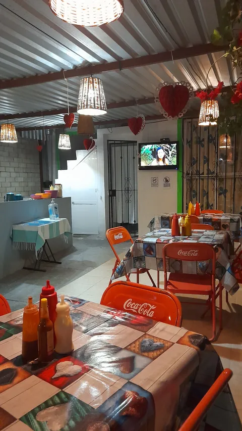 Hamburguesas "La Esquina" image 4