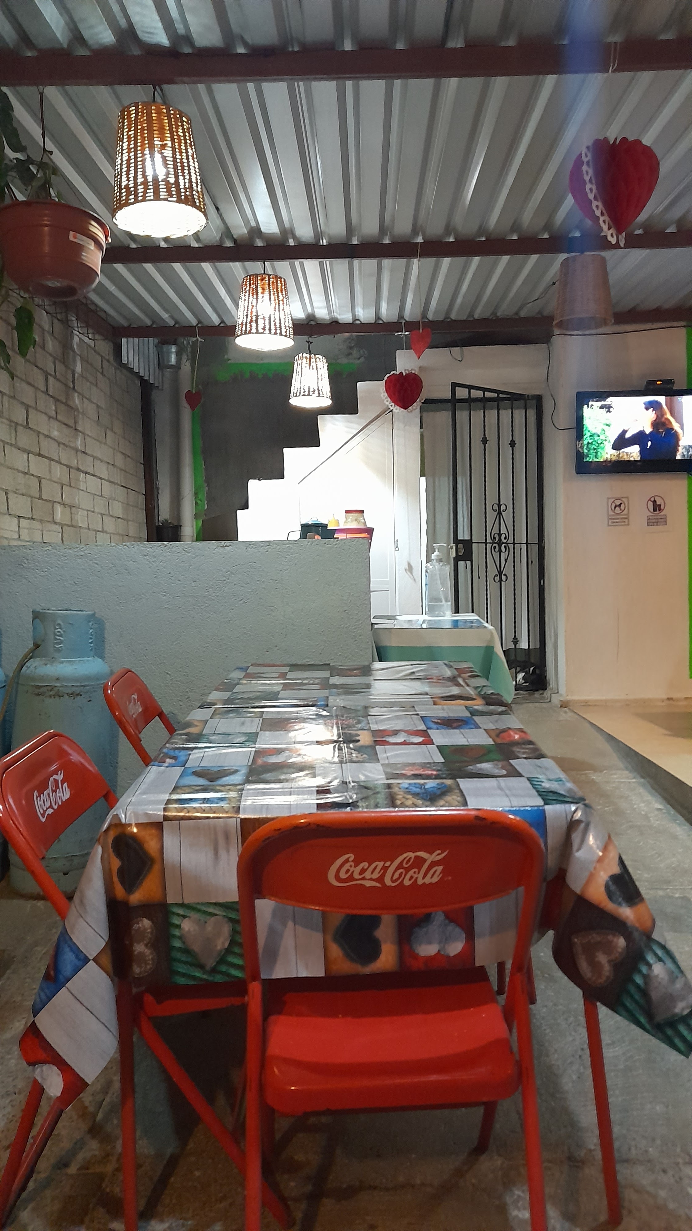 Hamburguesas "La Esquina" image 7