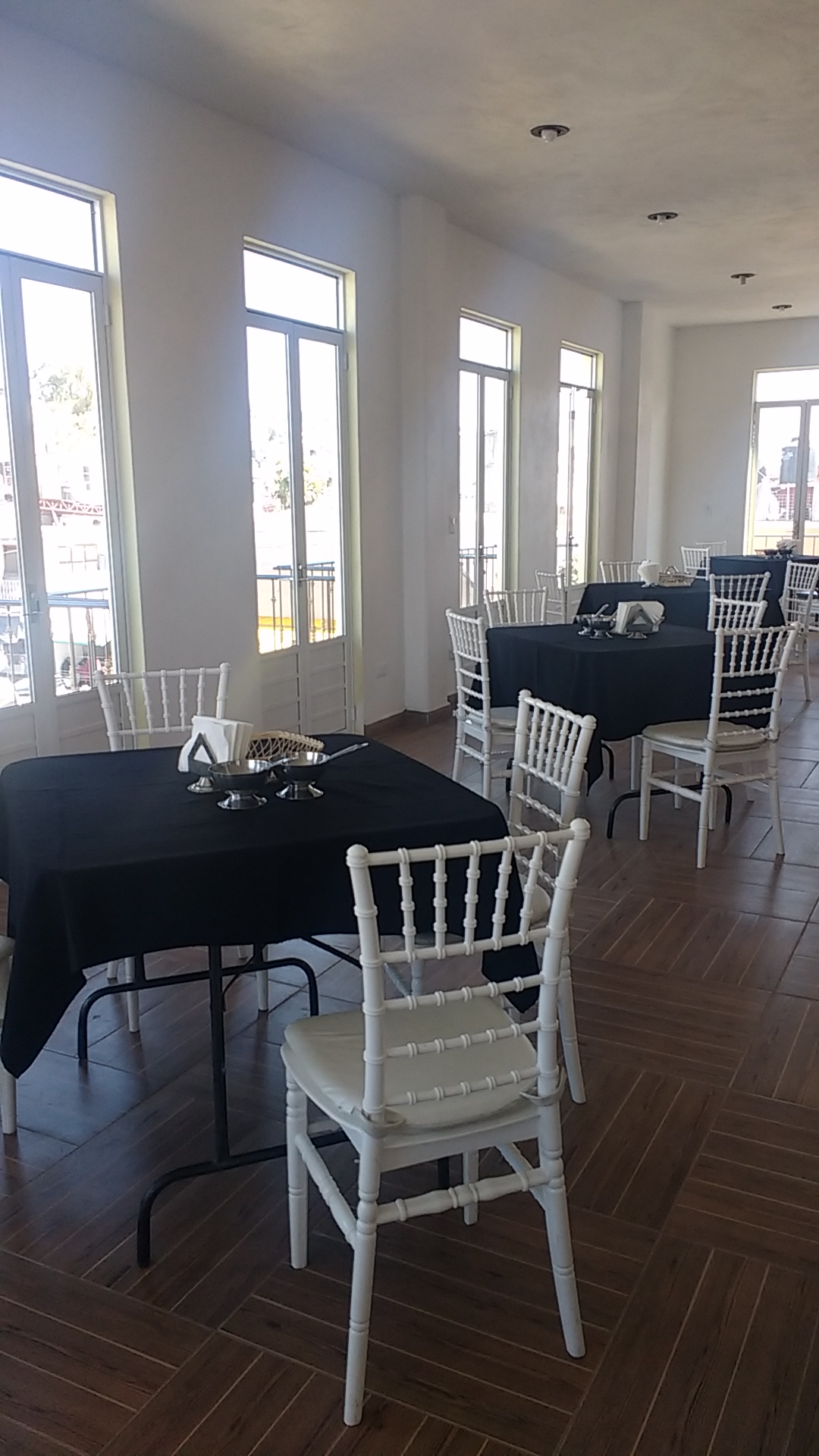 Tlaks Restaurant image 3