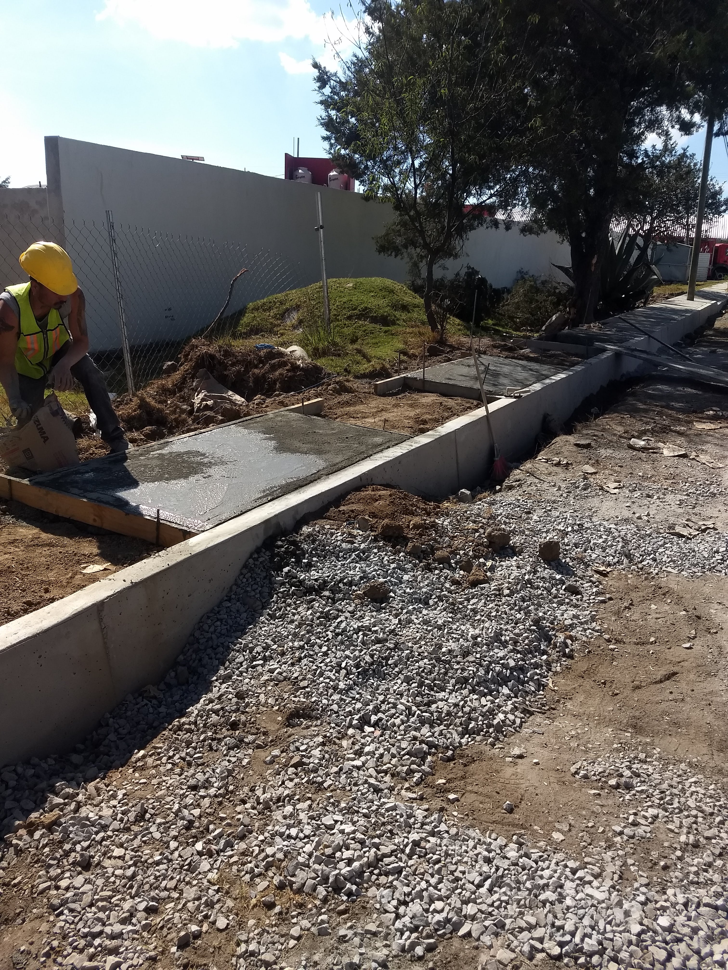 Pollos al Carbón "San Simón" image 5