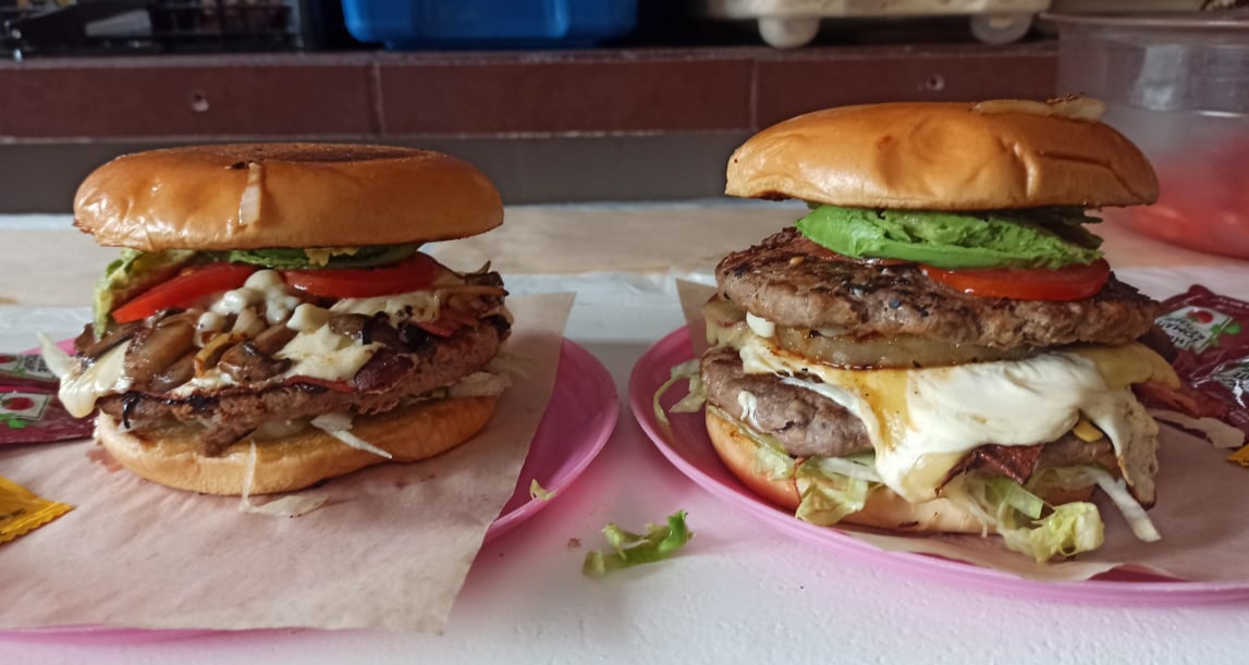 tortas calientes image 1