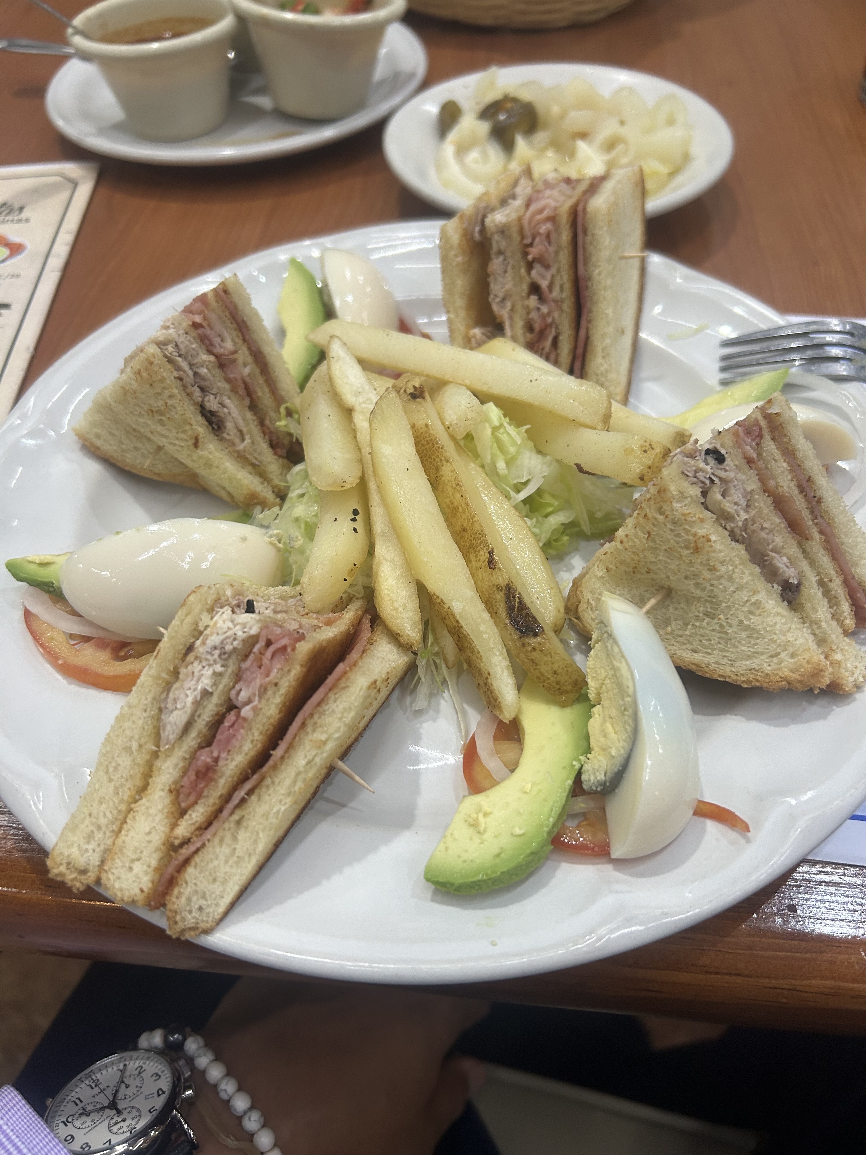 Cafeteria And Restaurant El Pacifico image 2