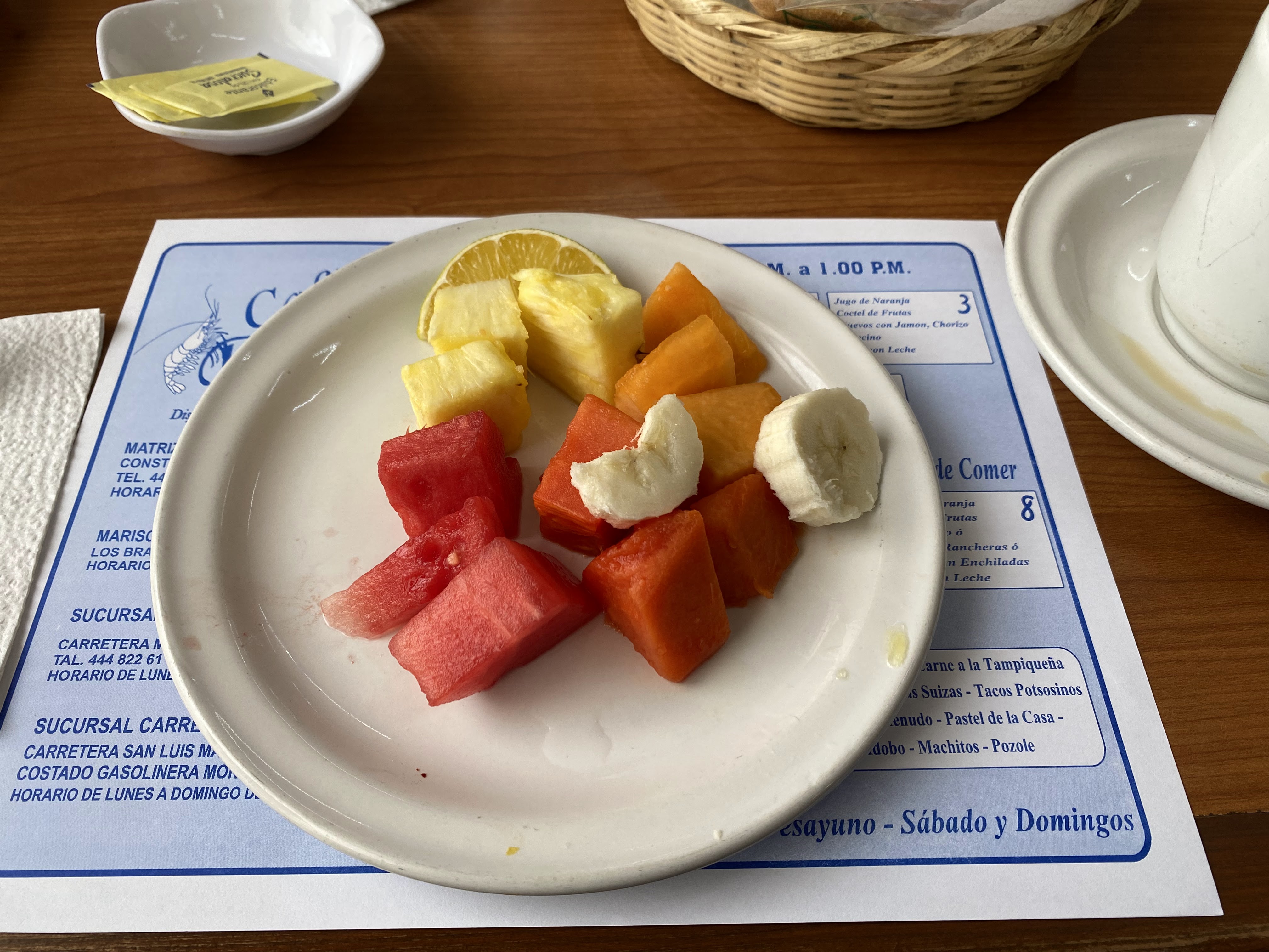 Cafeteria And Restaurant El Pacifico image 9